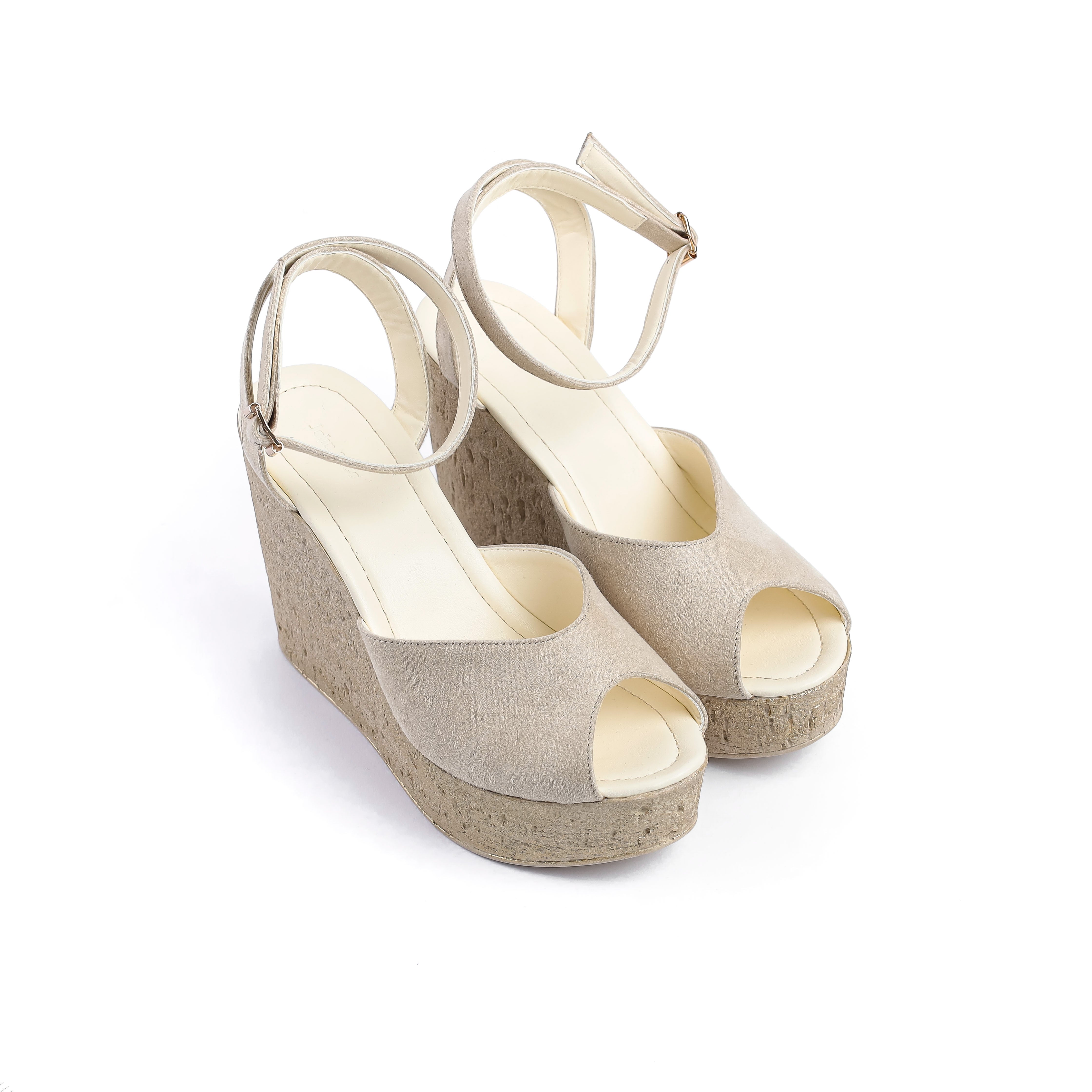 Claire Beige