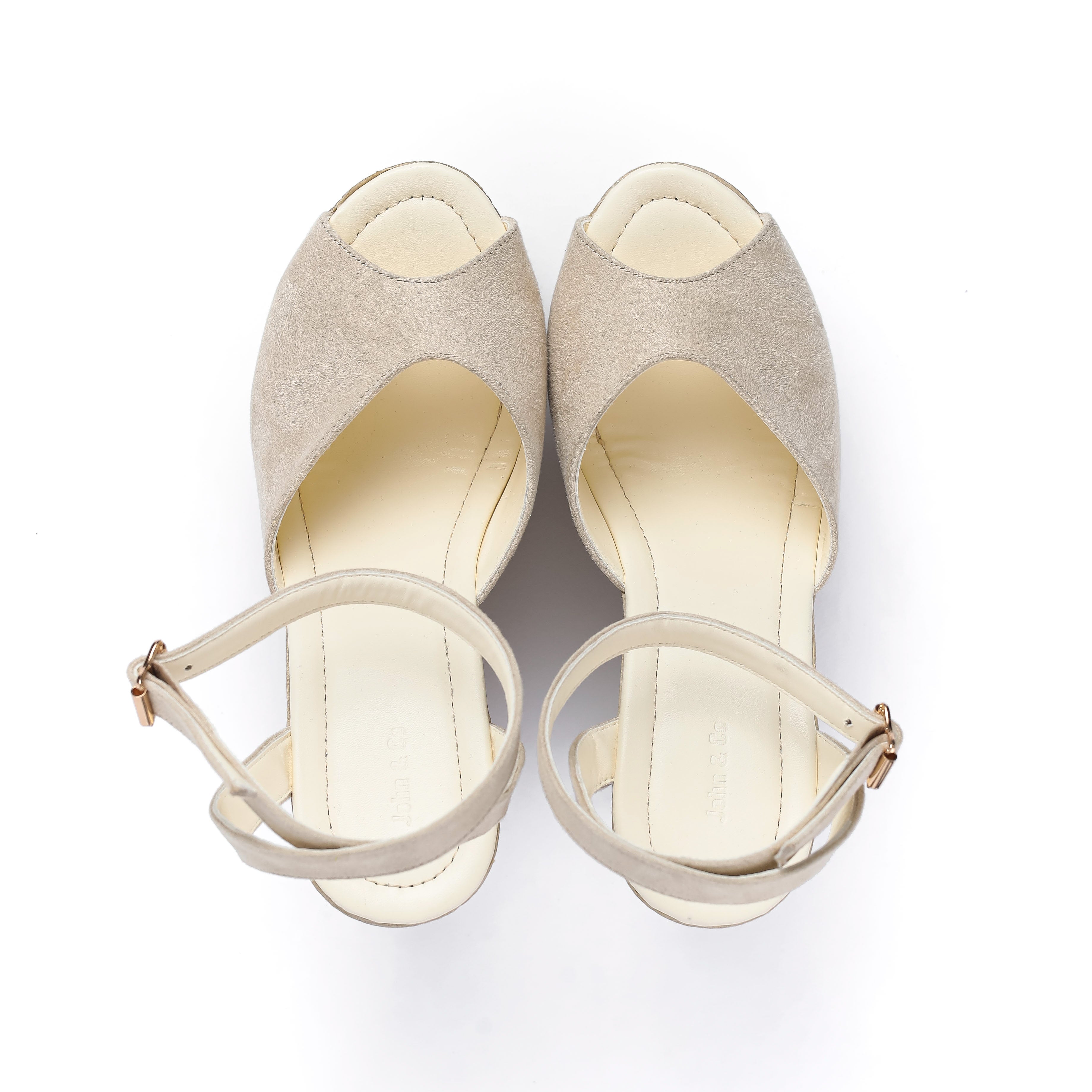 Claire Beige