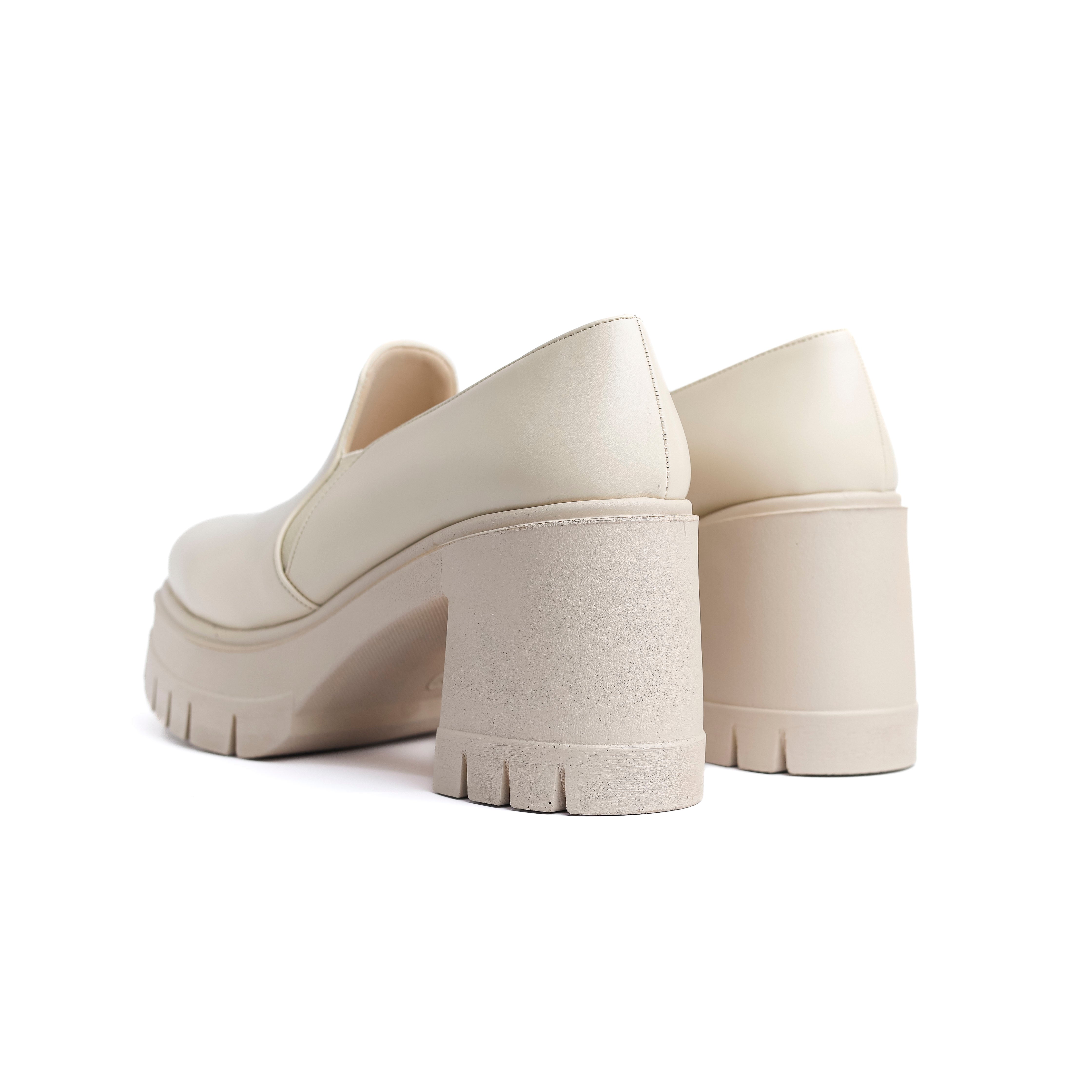 Jet Luxe Slip-Ons Beige
