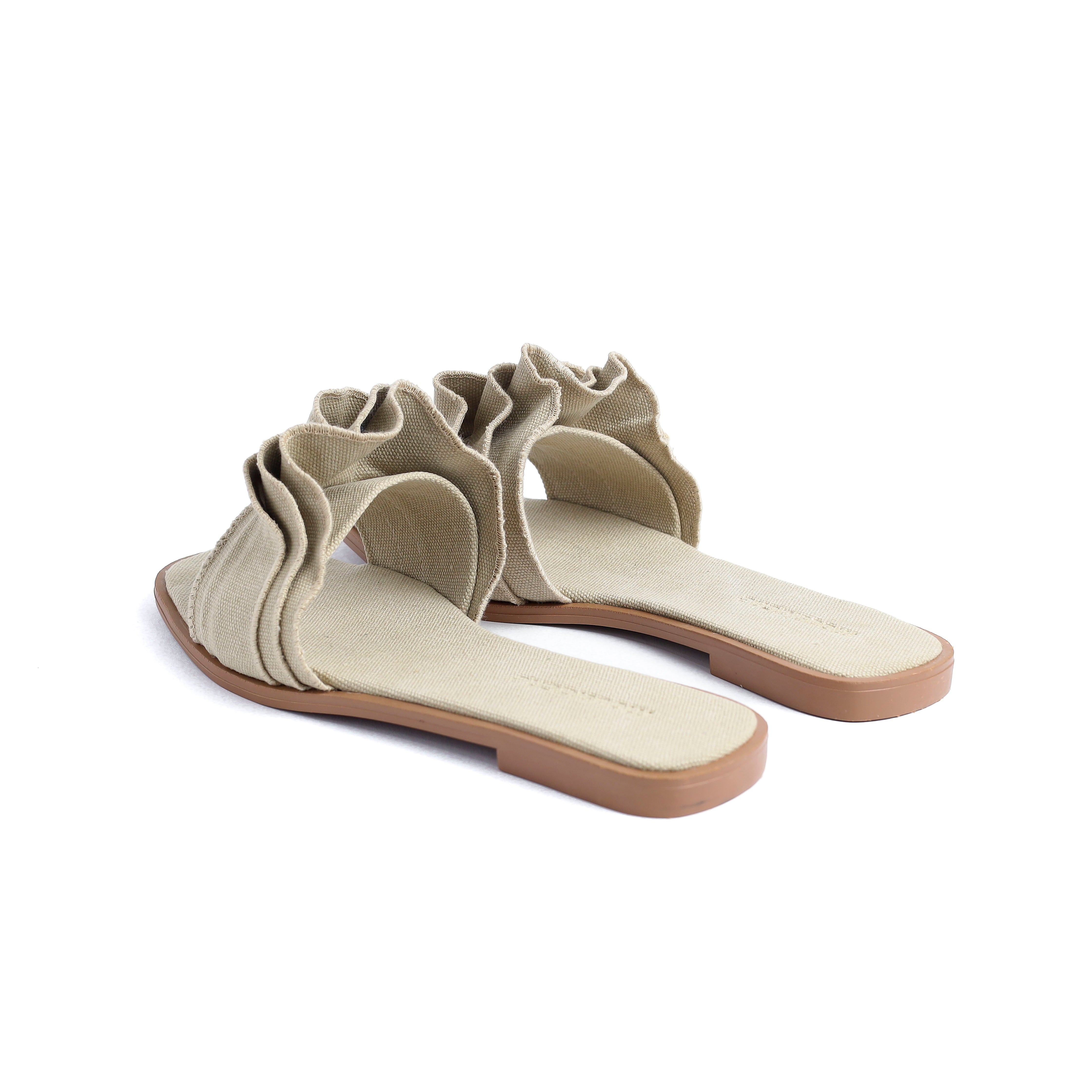 Nora Beige