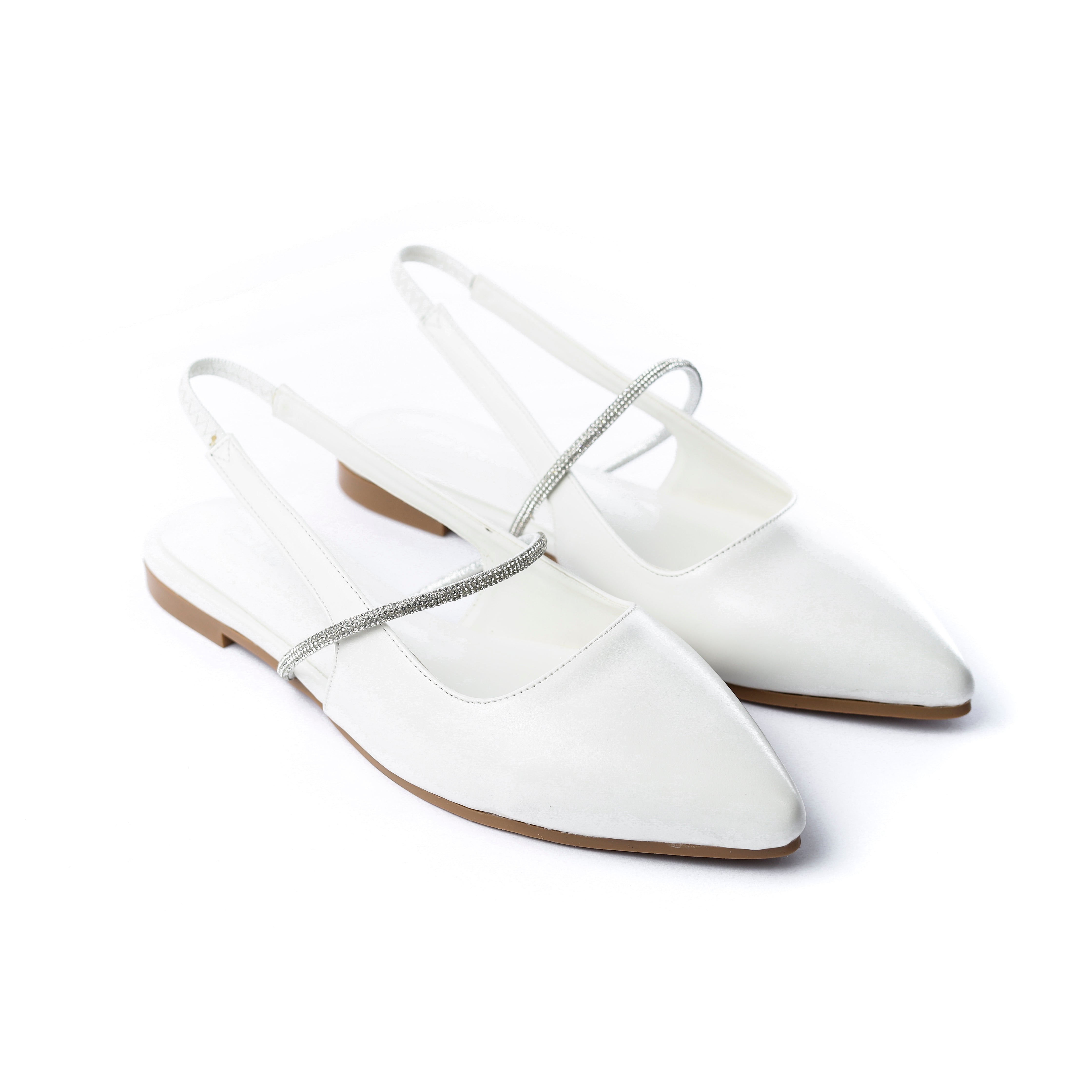 Noir Luxe Flats White