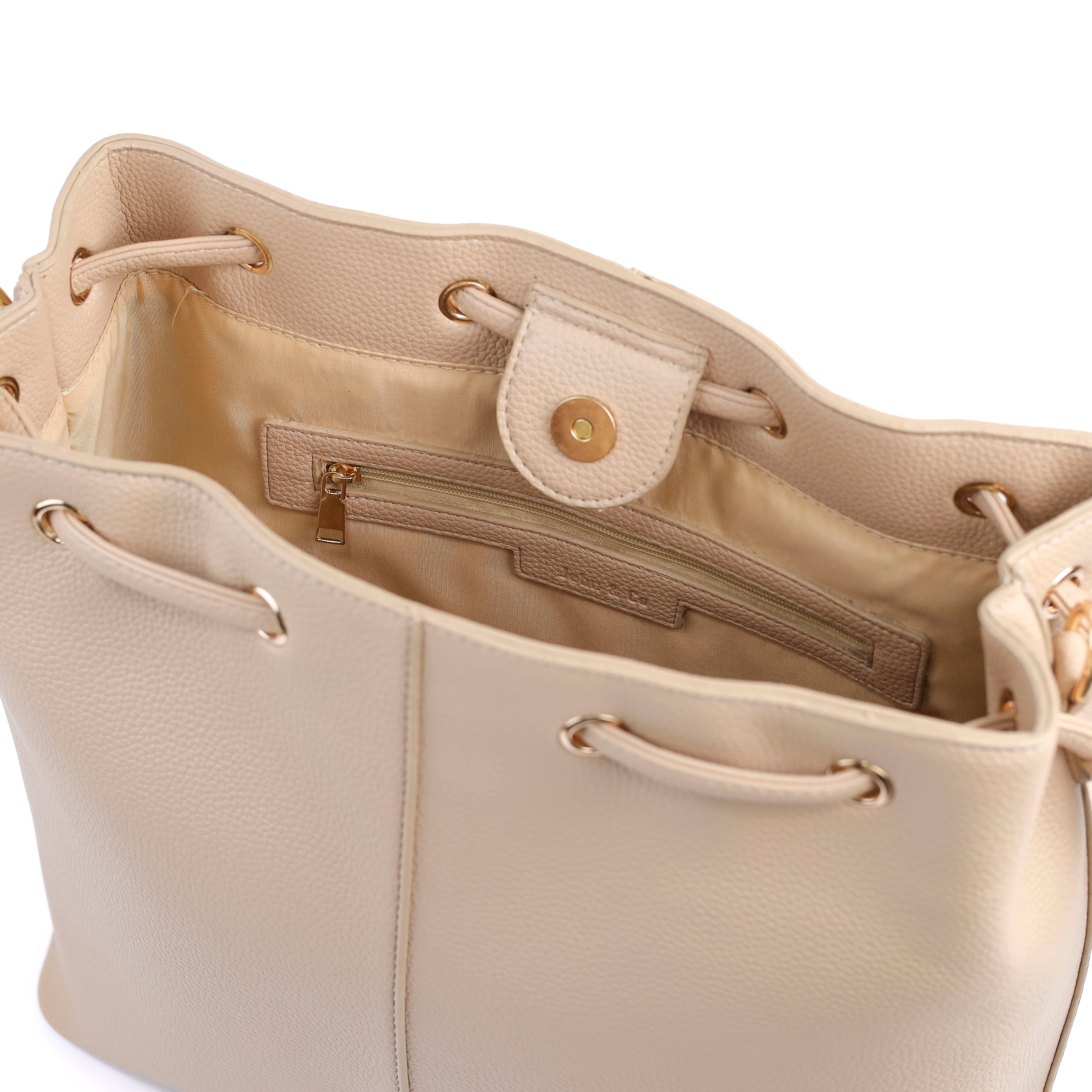 The nivada Beige