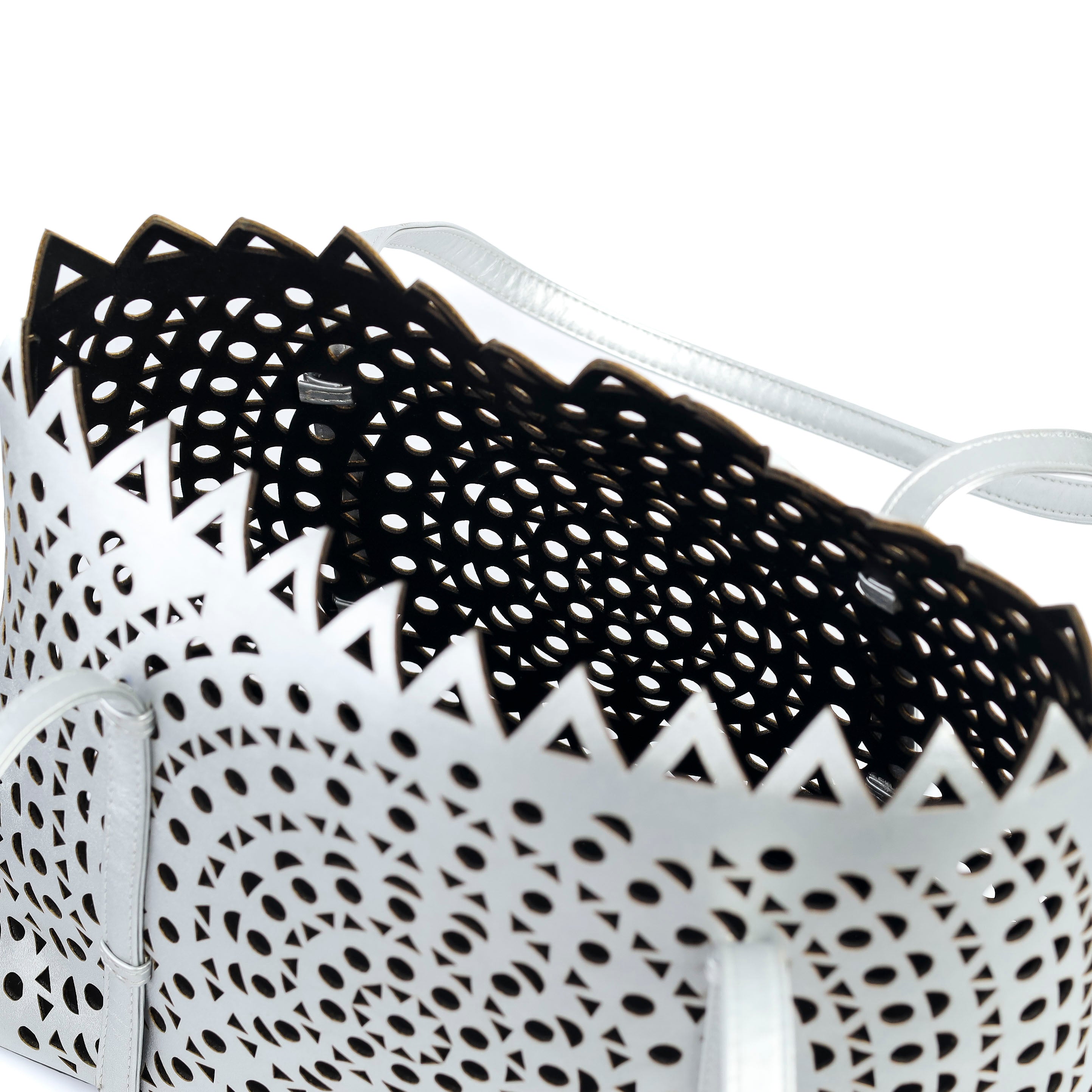 Cut Out Tote bag Silver