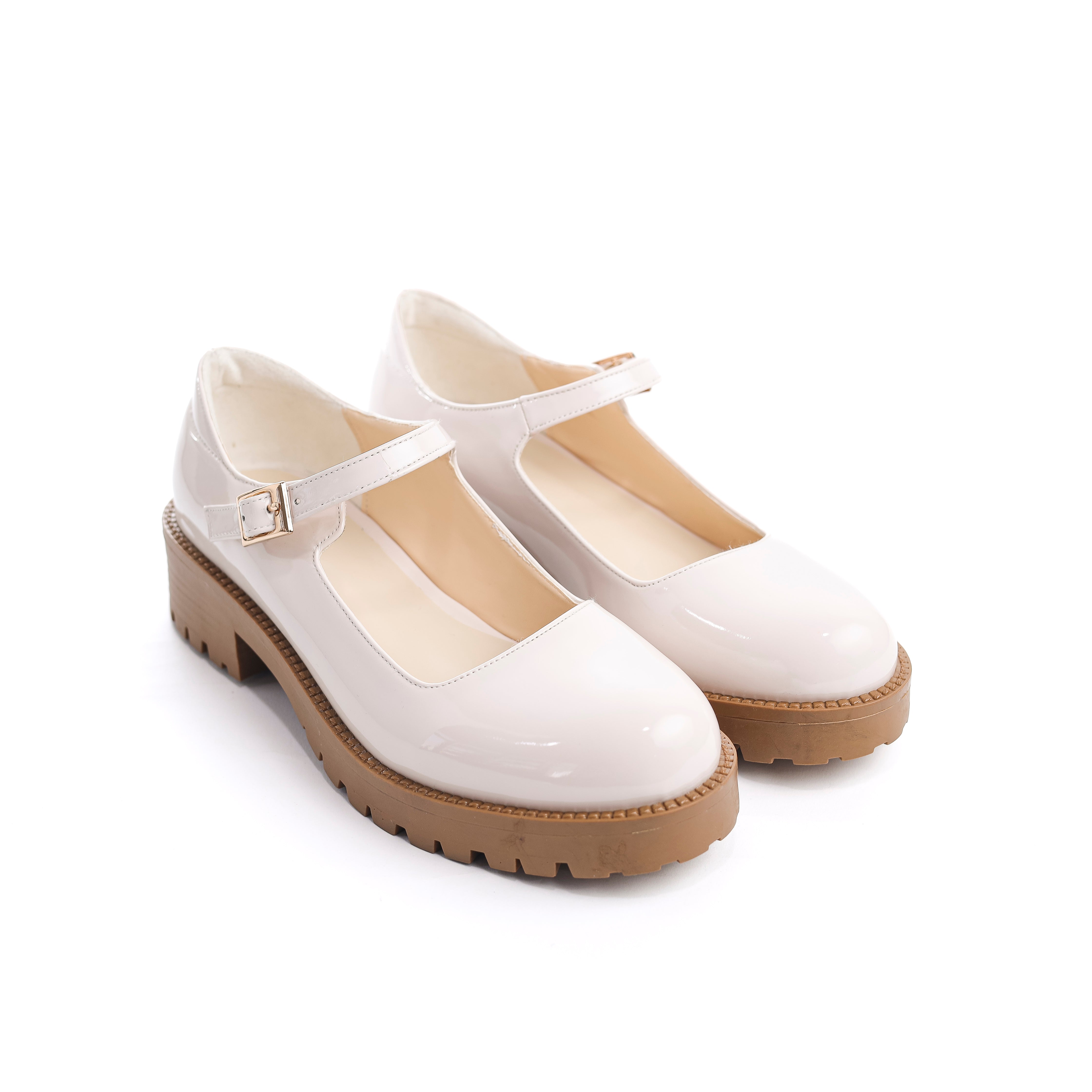 Vintage Petal Shoes Beige
