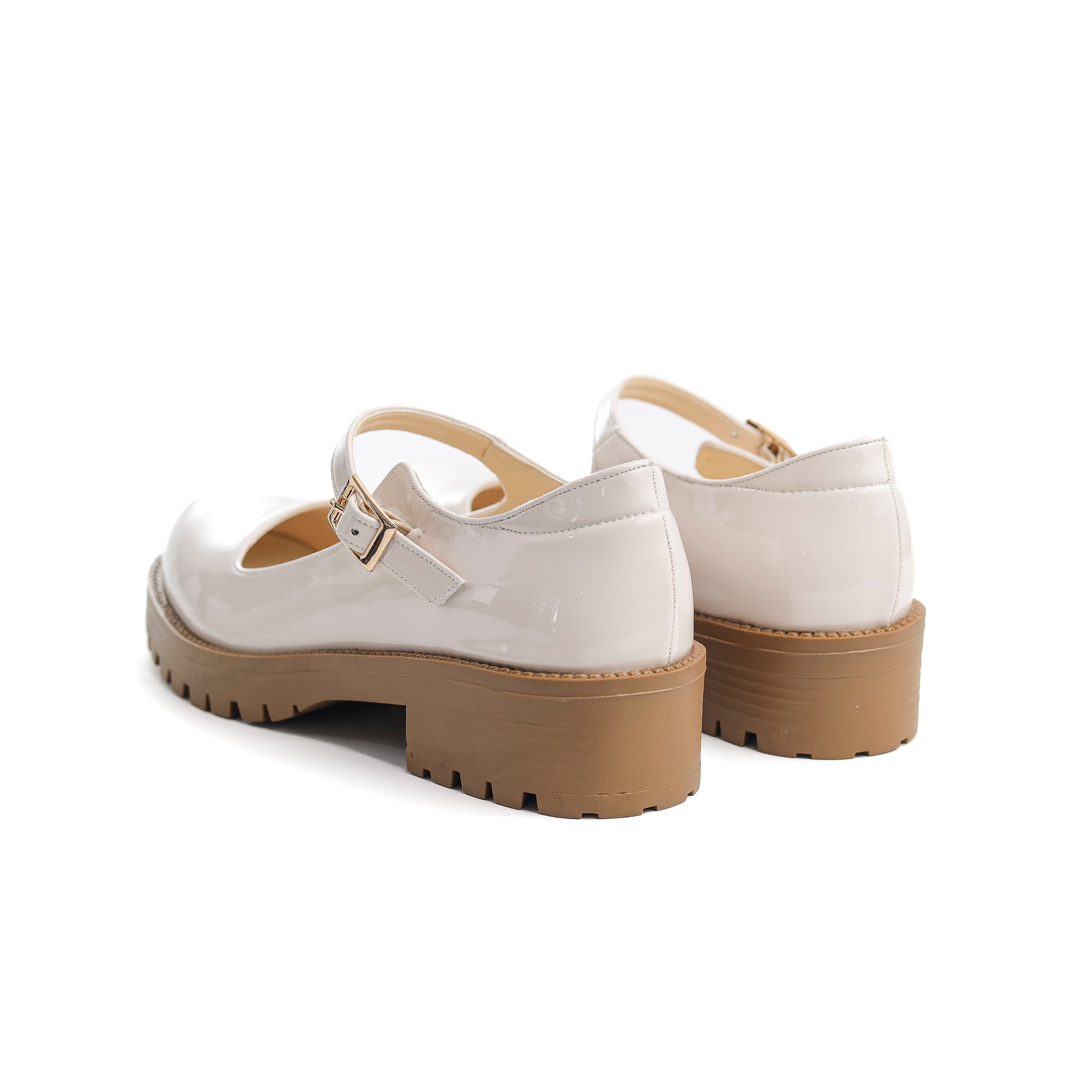 Vintage Petal Shoes Beige