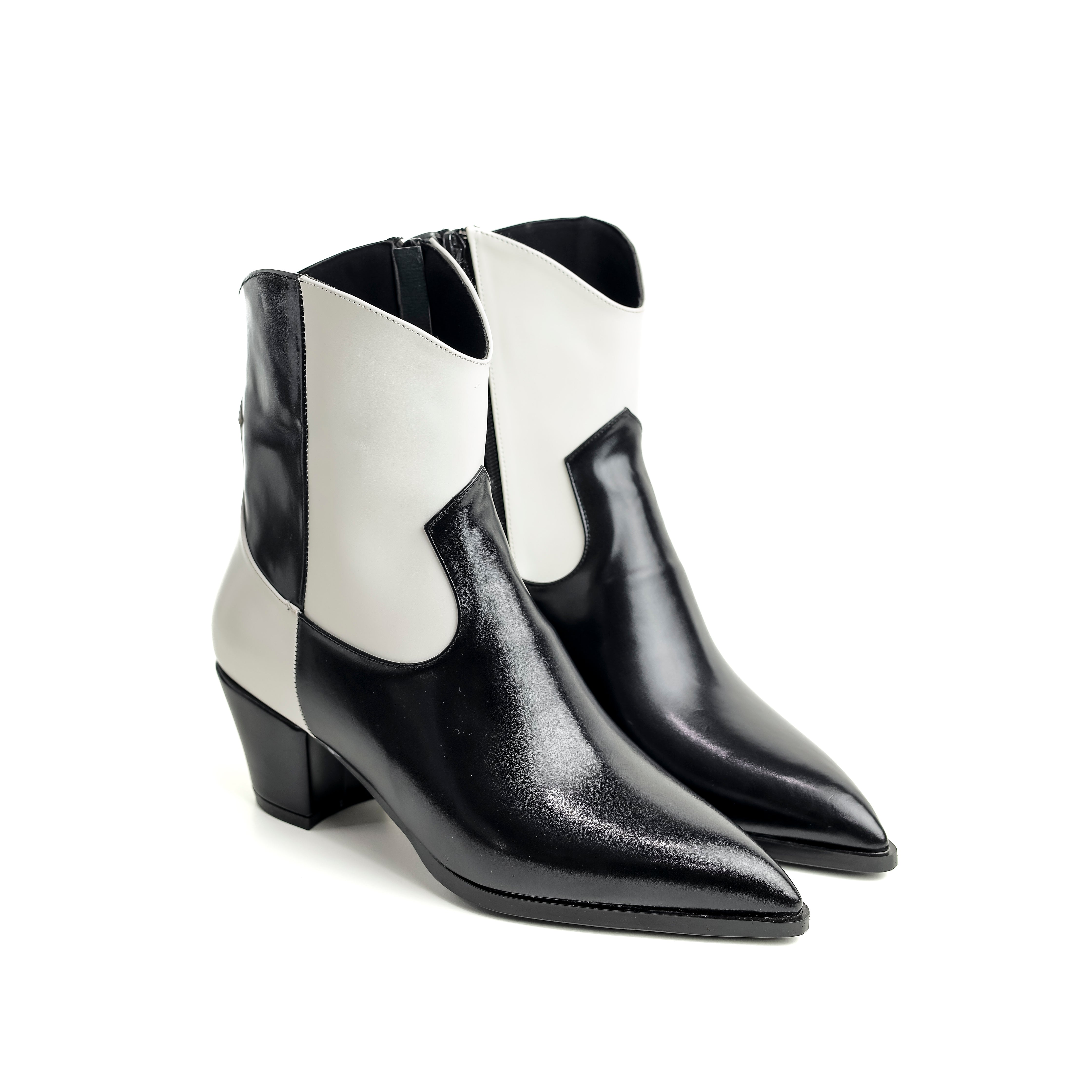 Urban Cowboy Black&White