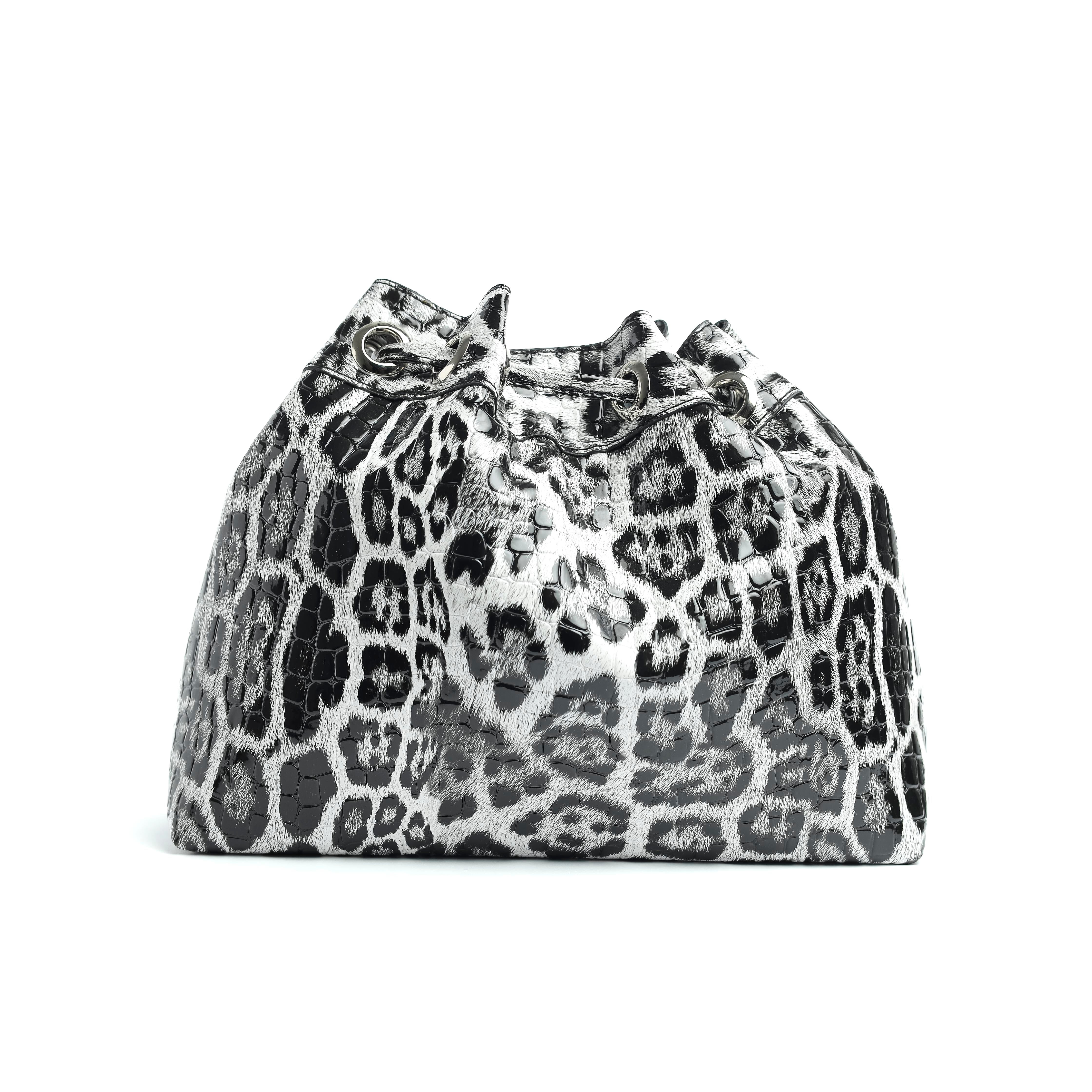Vintage-Inspired Leather Bucket Leopard black