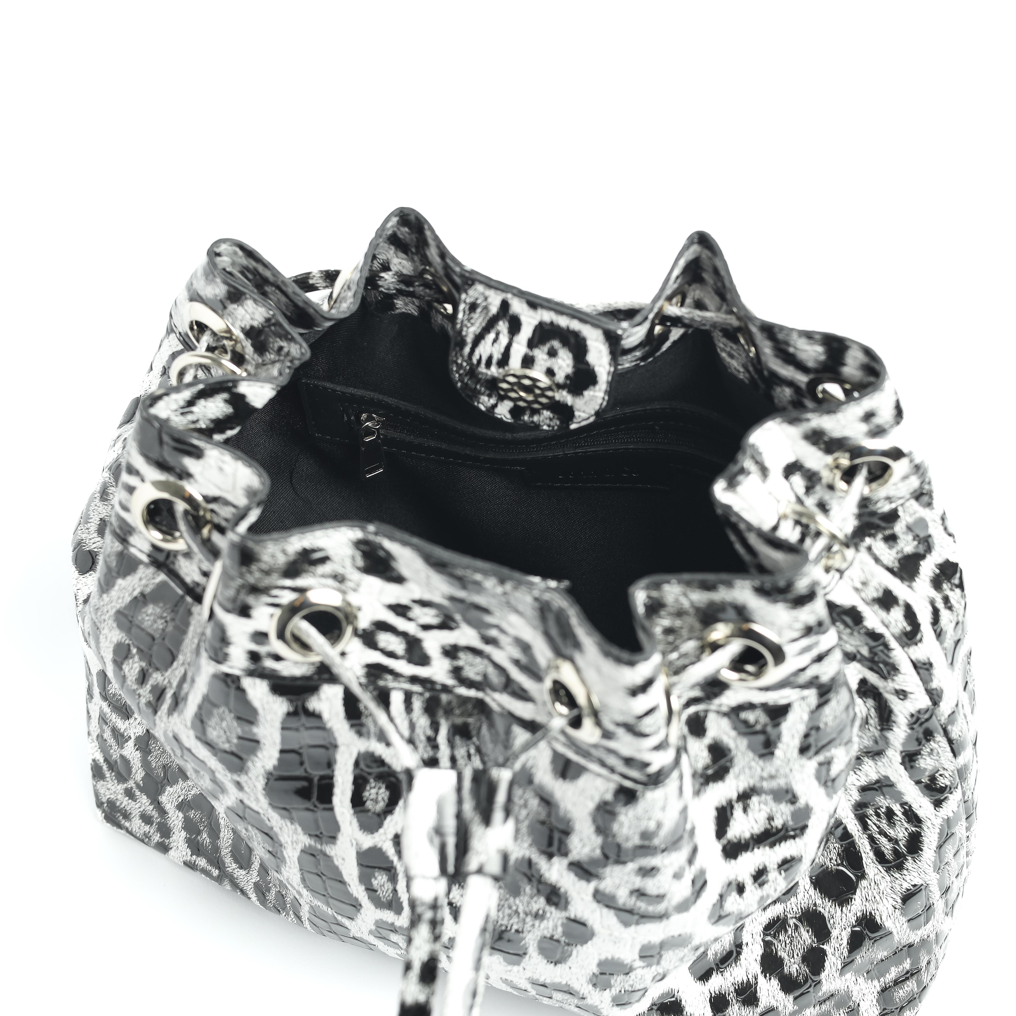 Vintage-Inspired Leather Bucket Leopard black