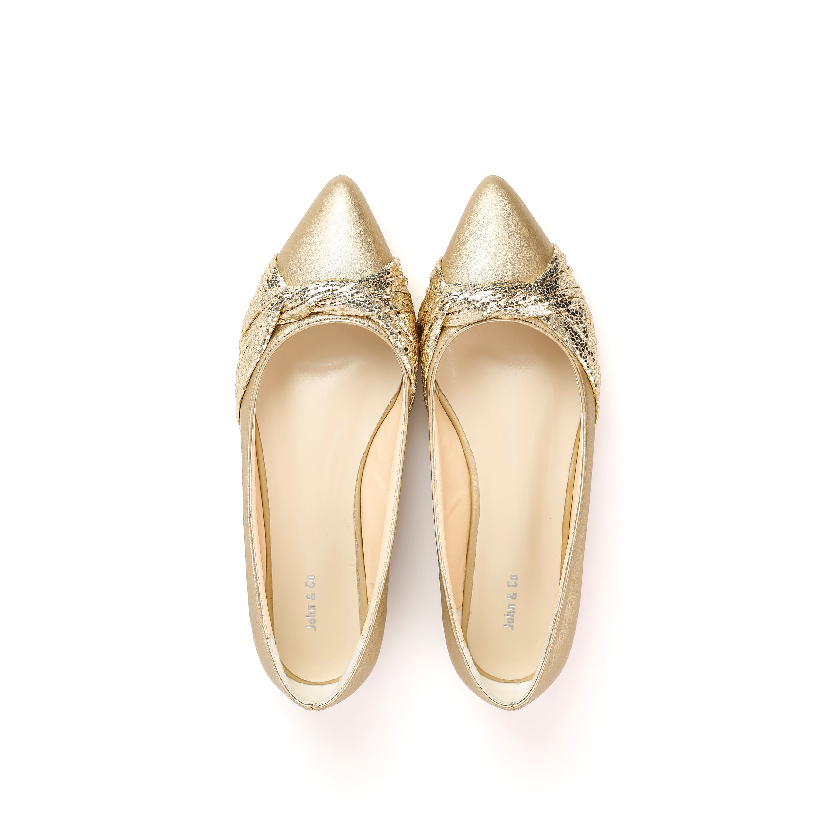 Sophisticated Knotted Evening Gold