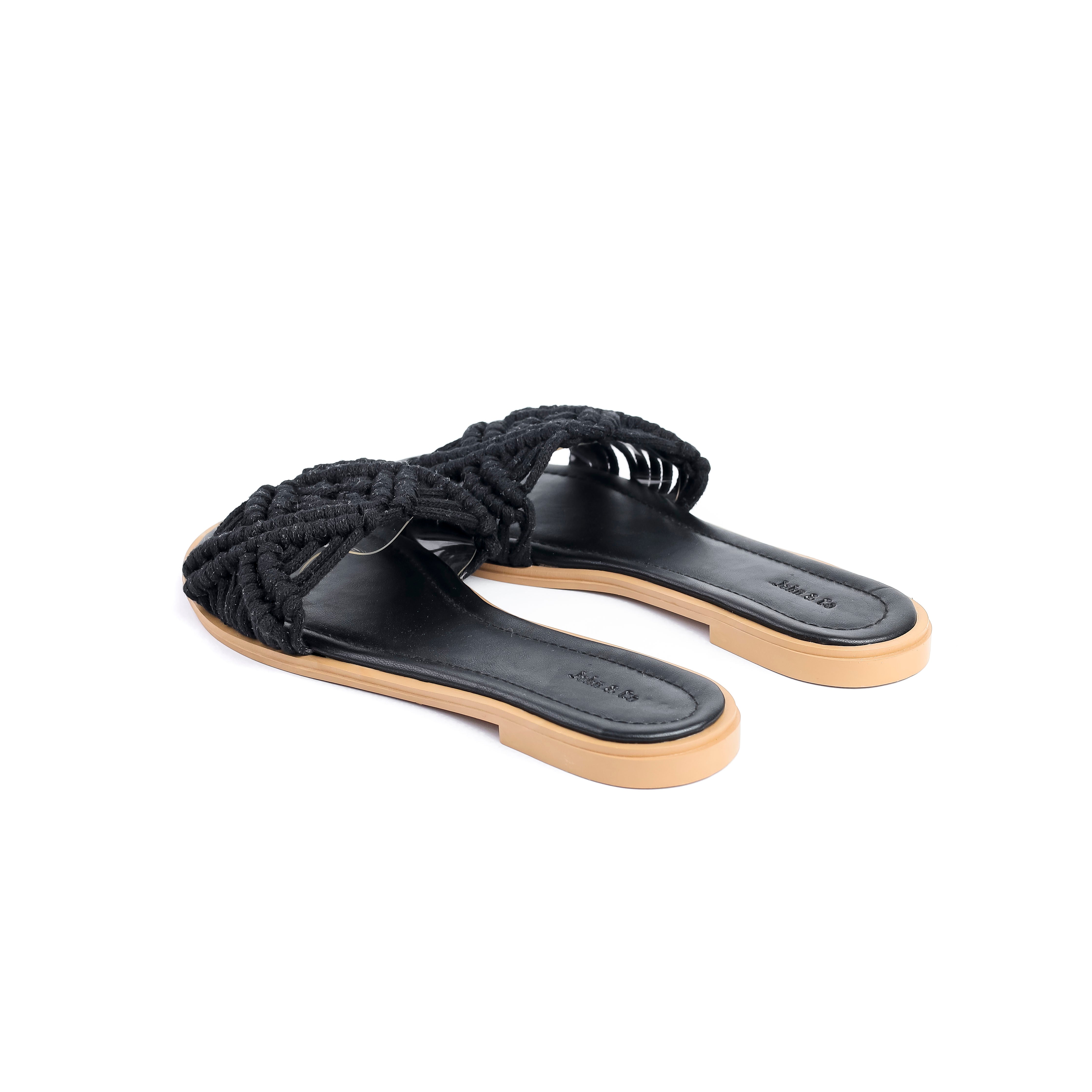 Salome Black