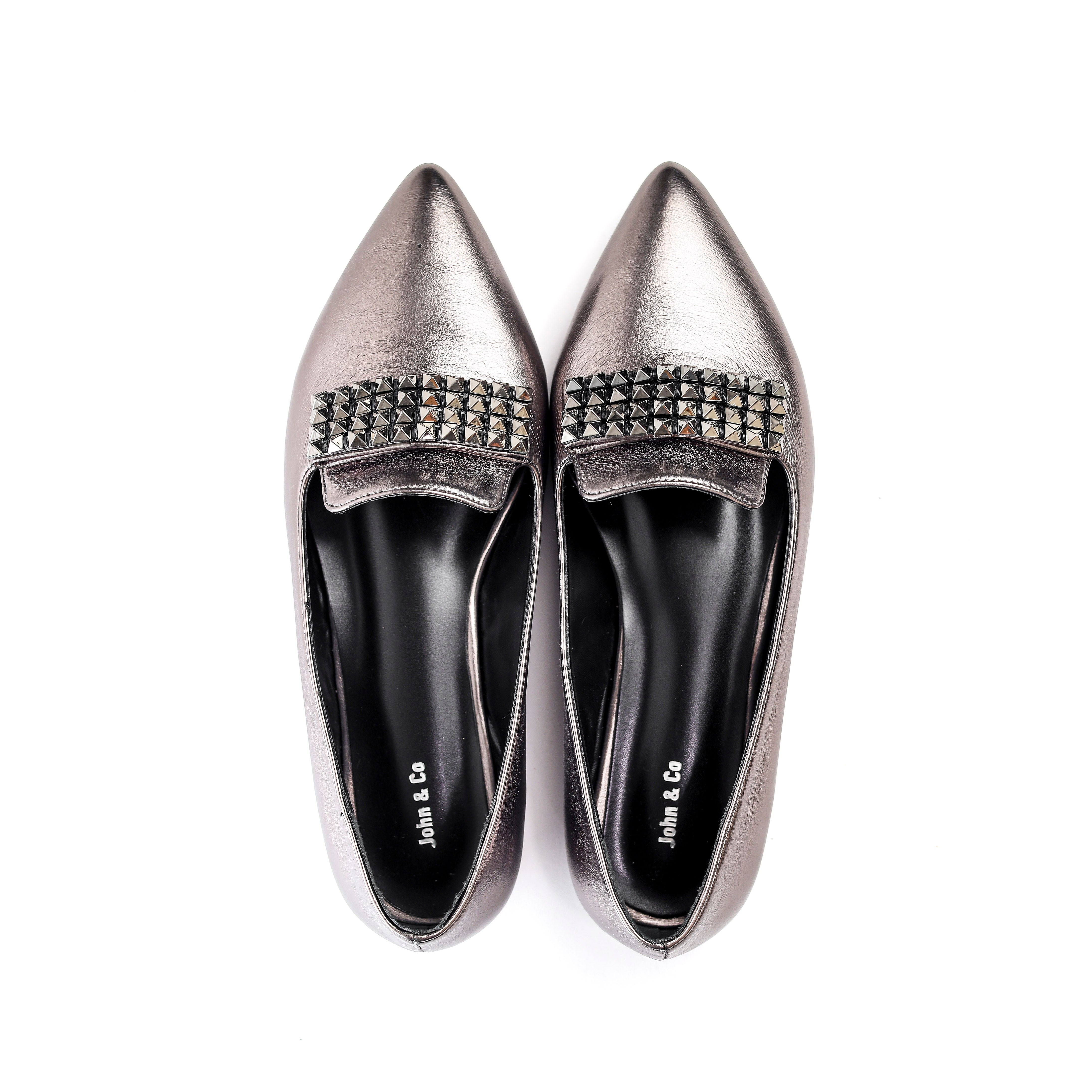Studded Metallic Loafer Dark silver