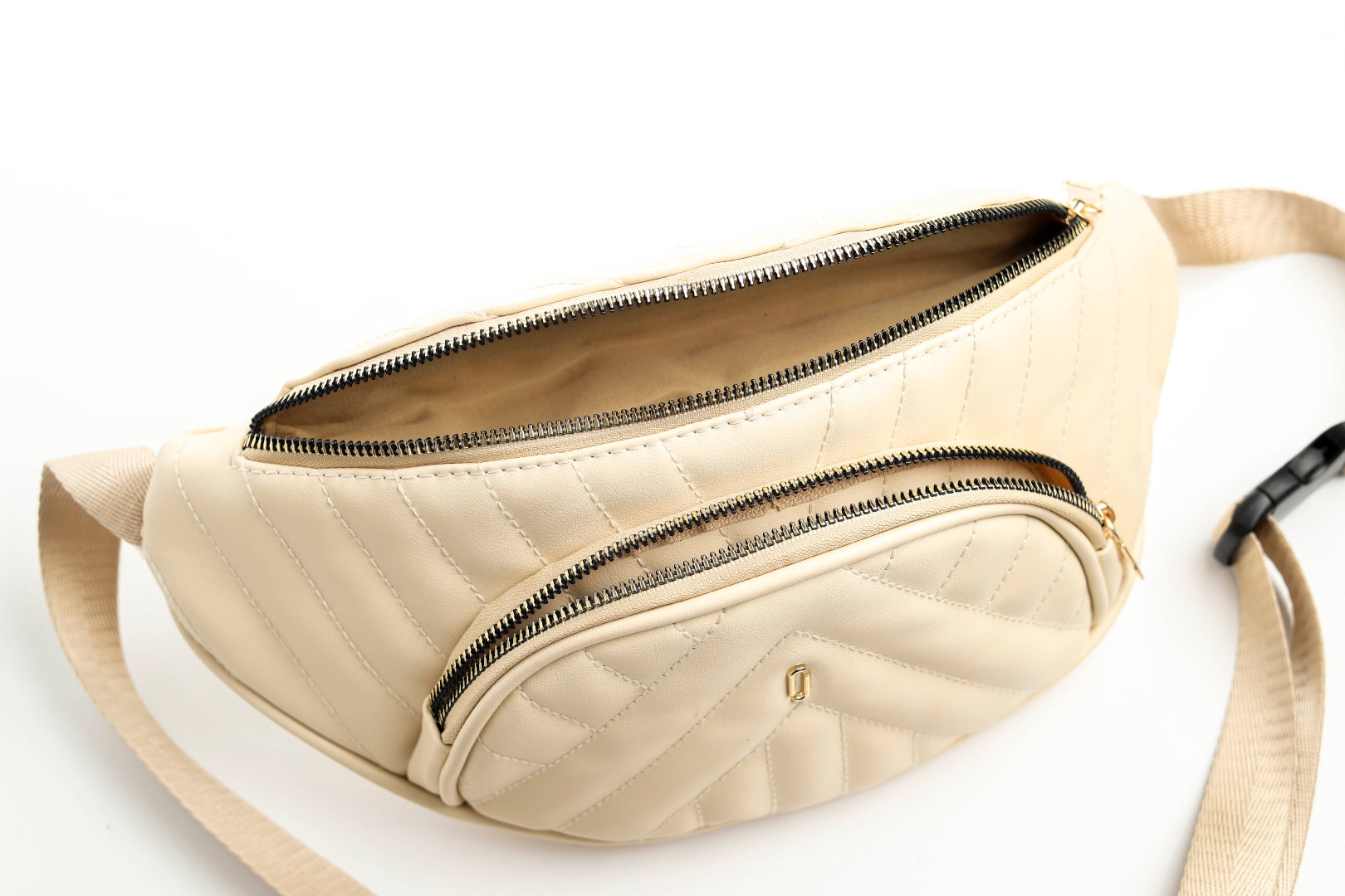 Quilted Belt Bag Off white