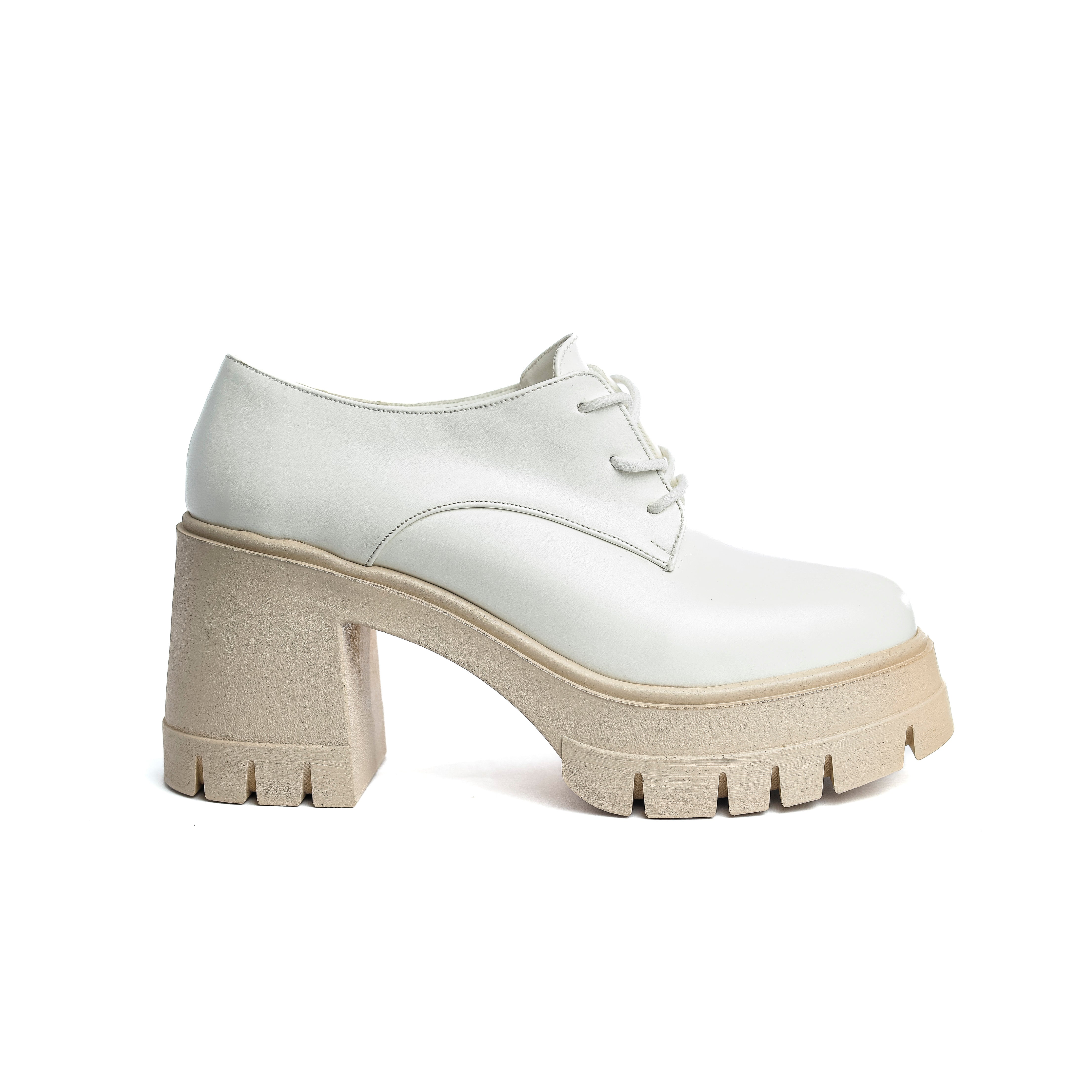 Trailblazer Platforms White/beige