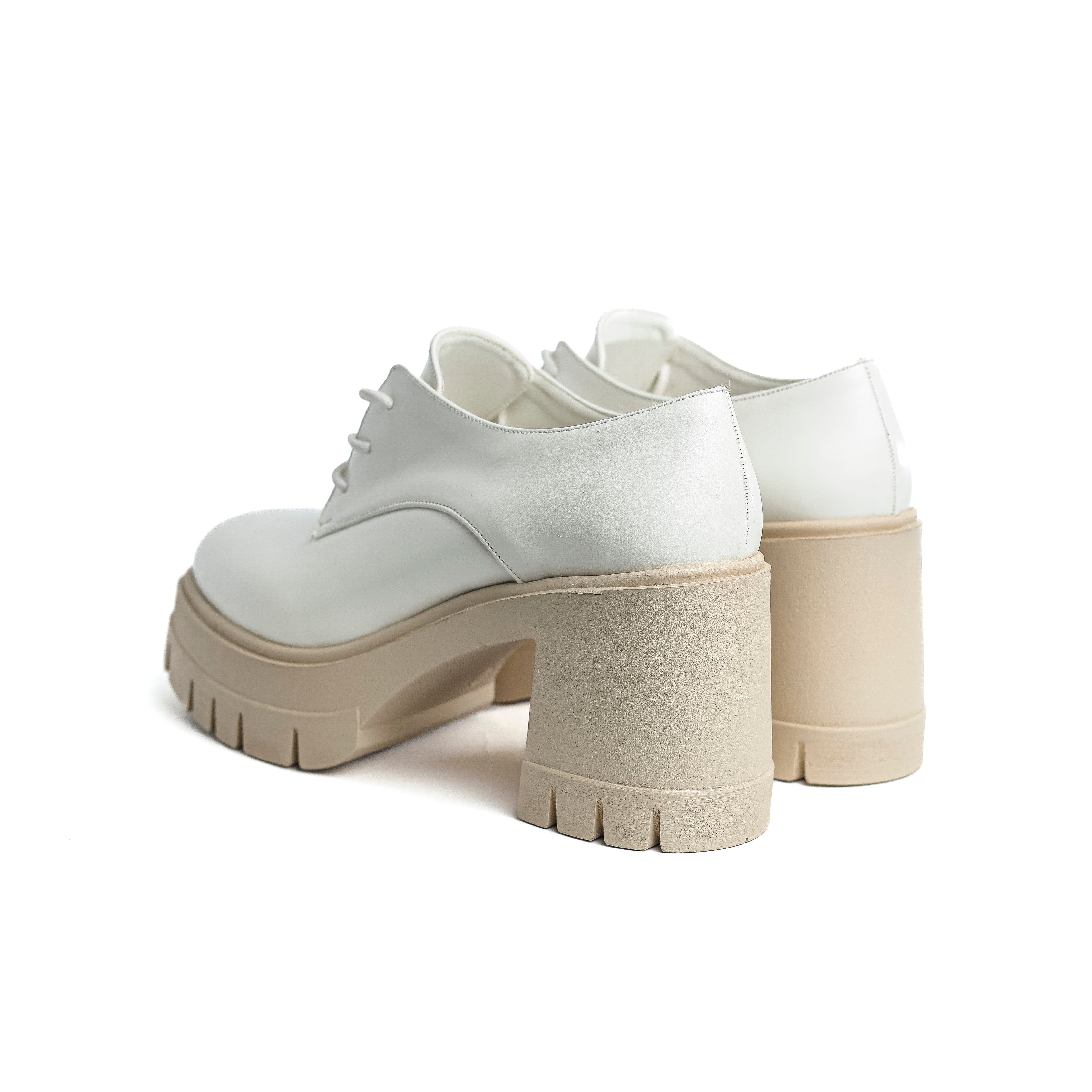 Trailblazer Platforms White/beige