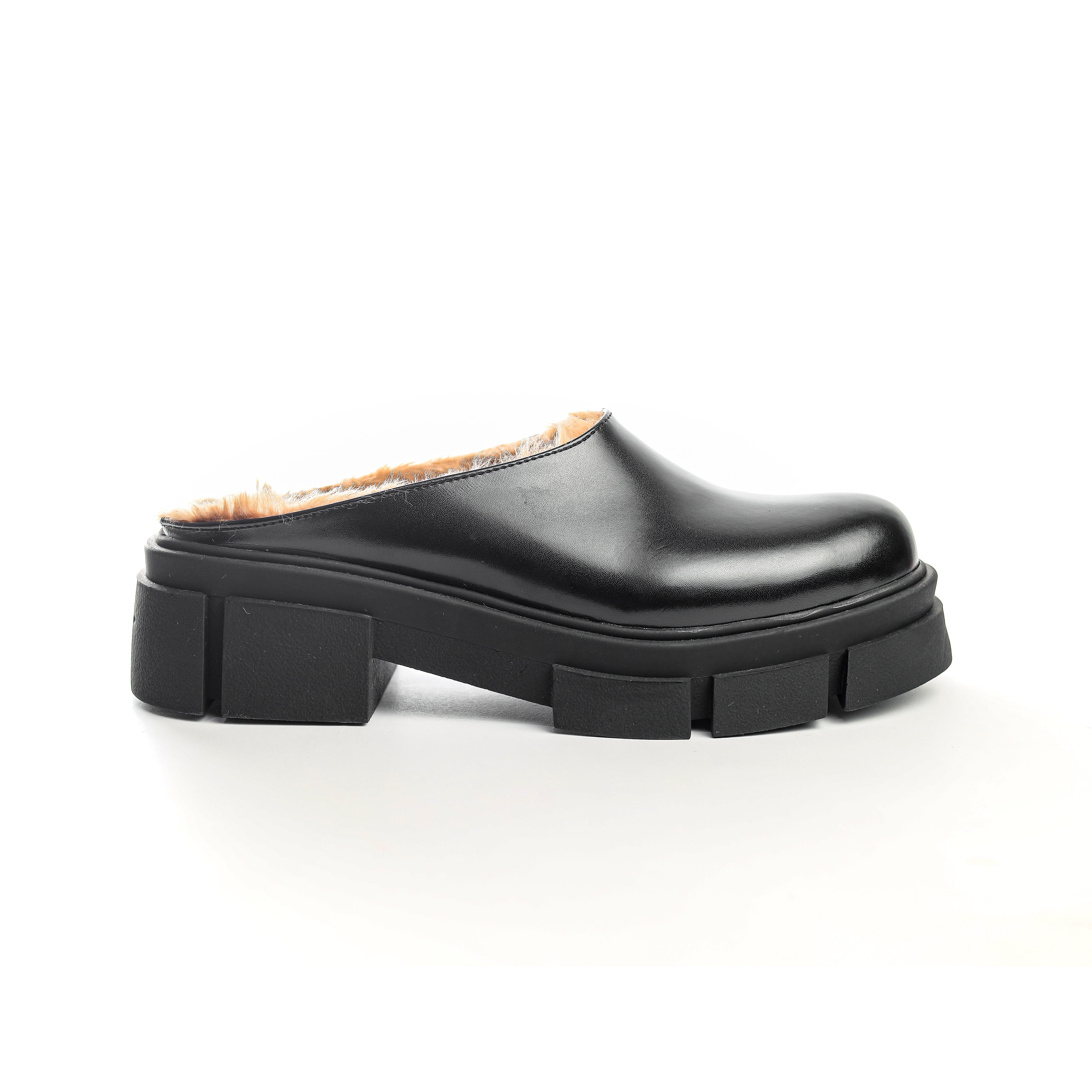Warmth Luxe Clogs Black
