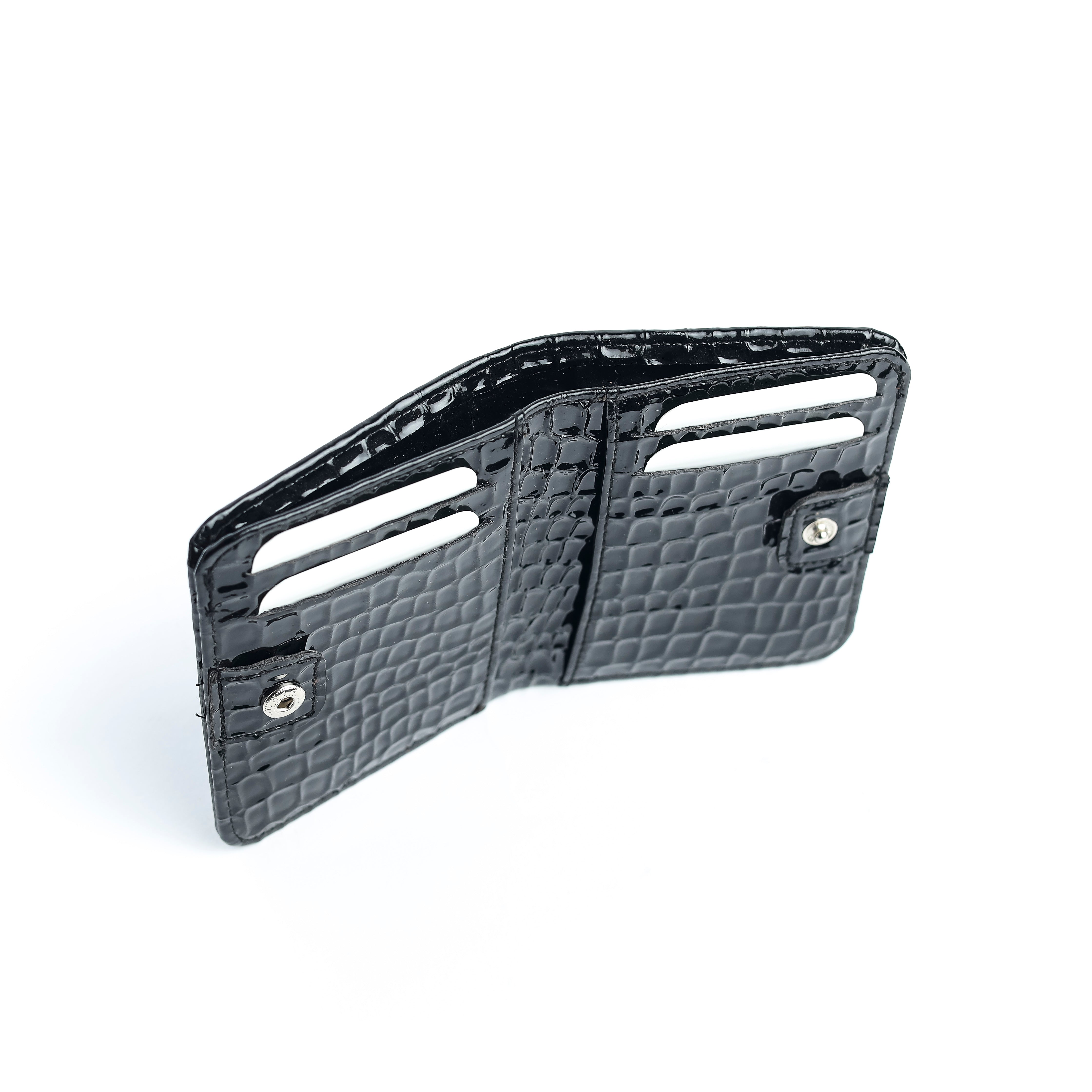 Fang Wallet Black