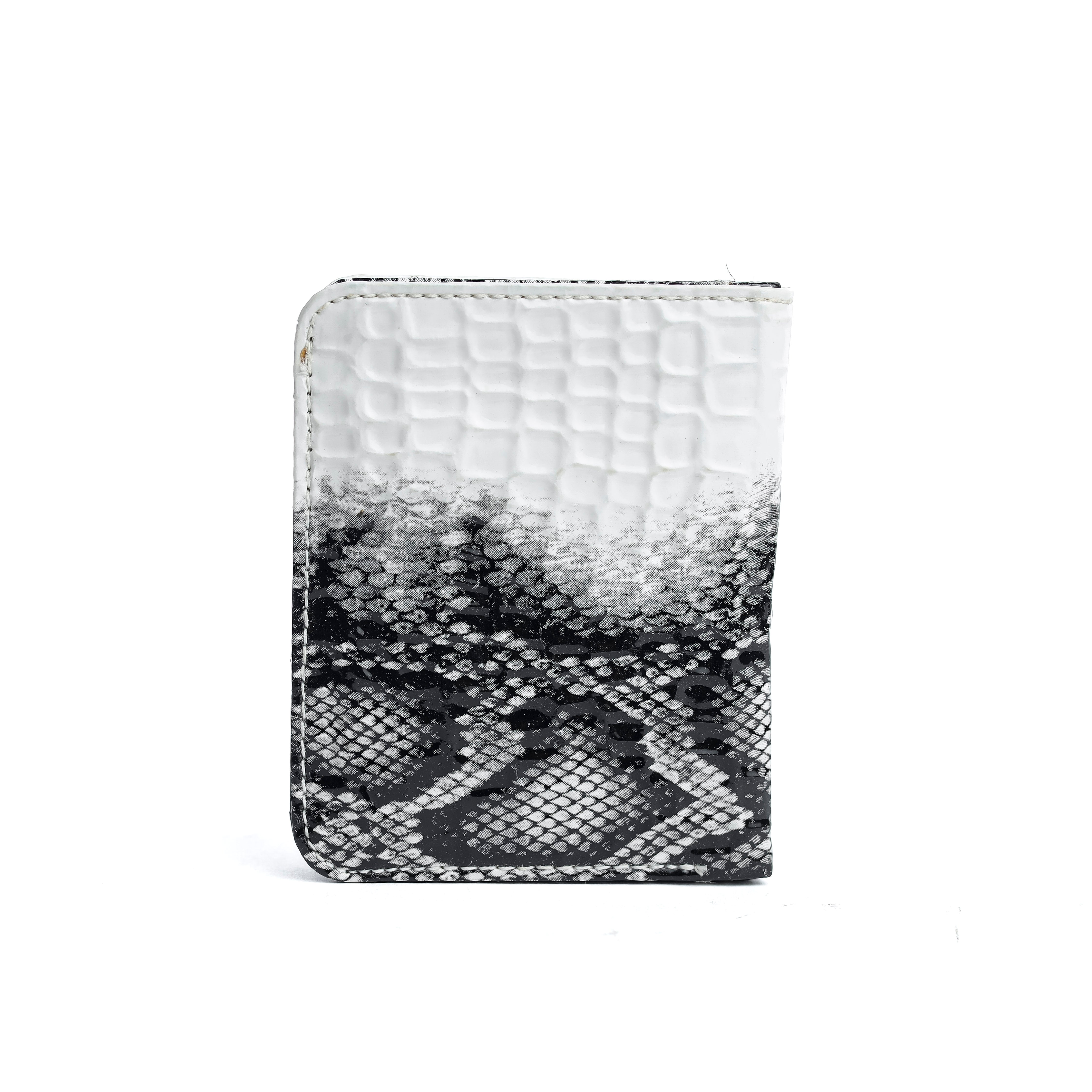 Fang Wallet White