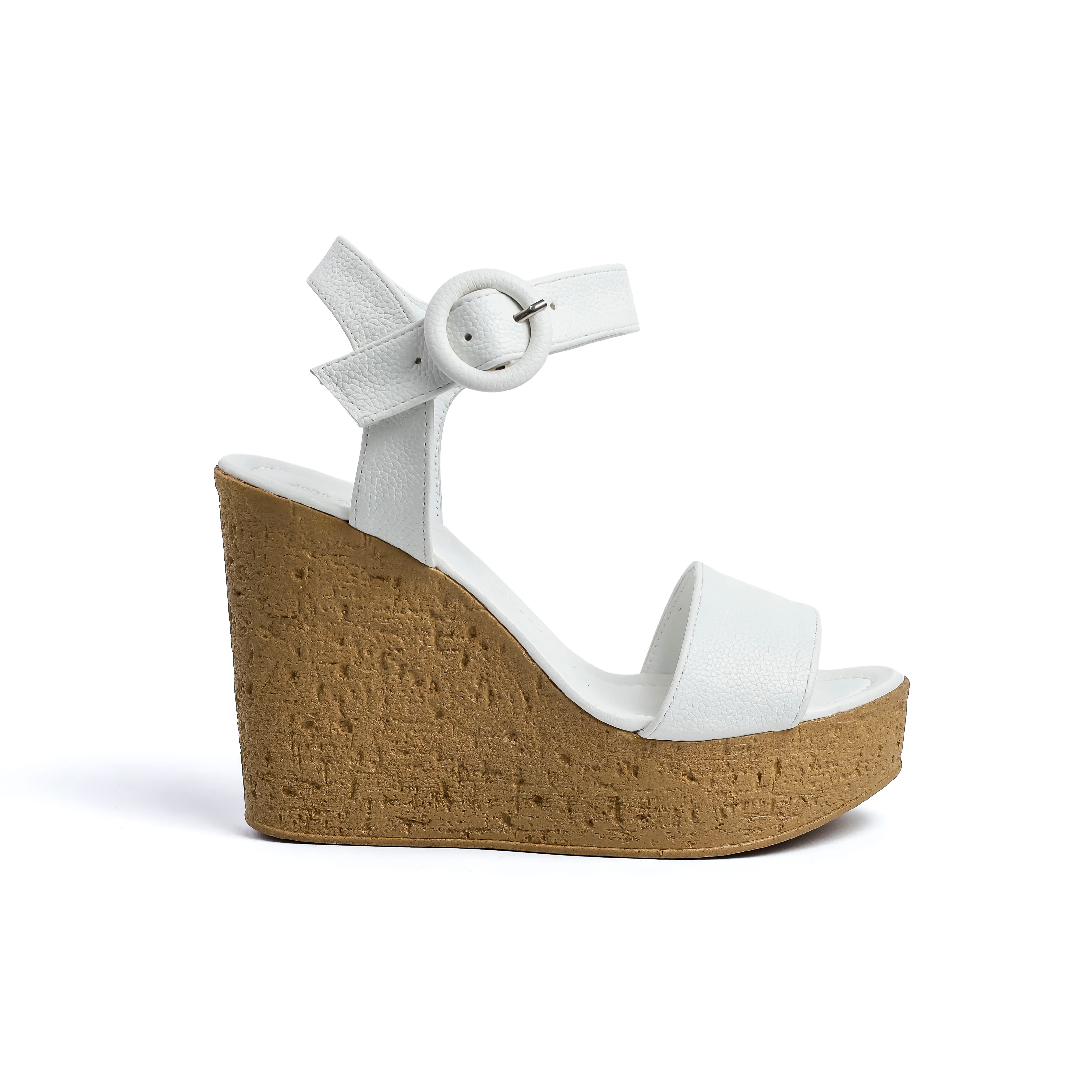 Maelys White