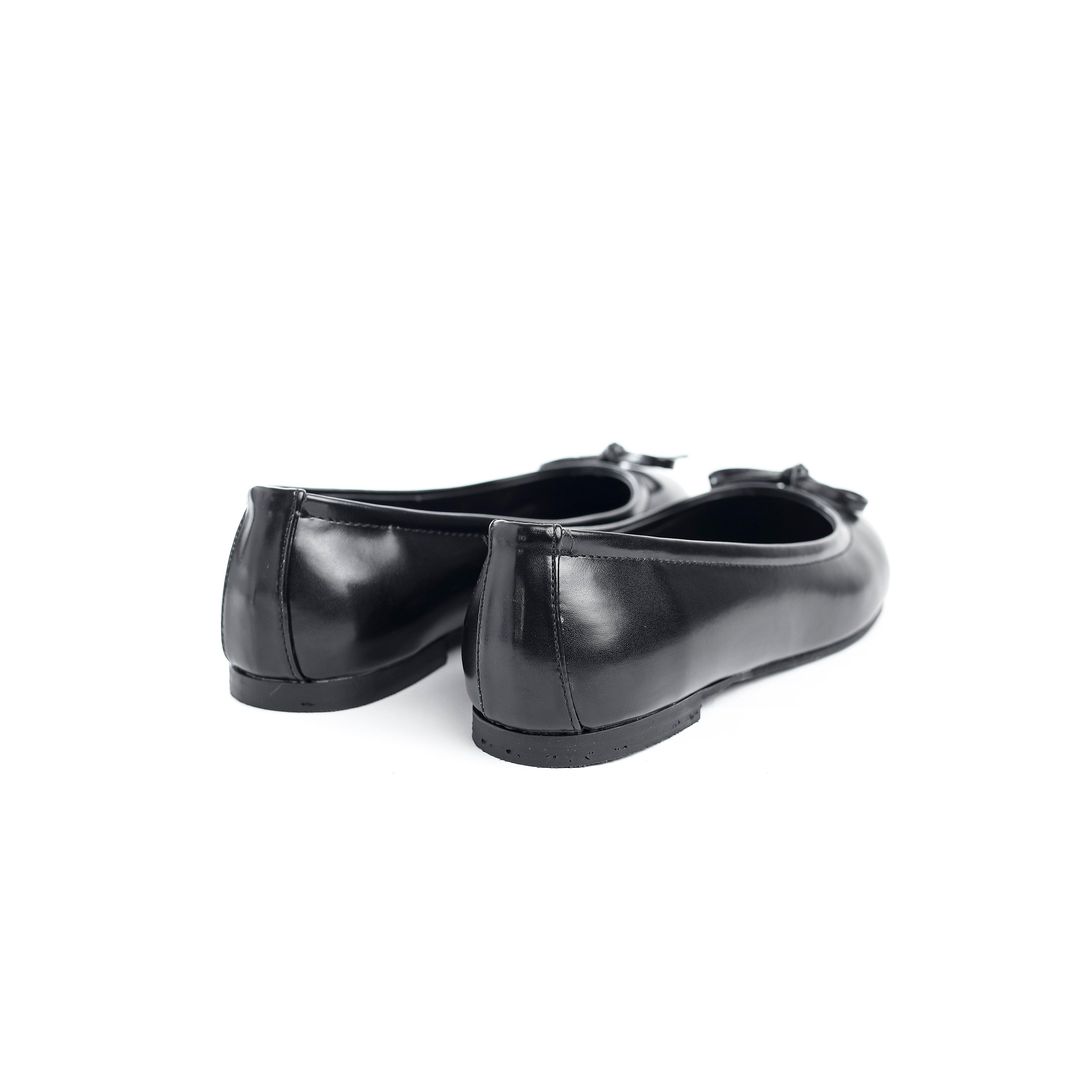Whisper Bow Flats Black