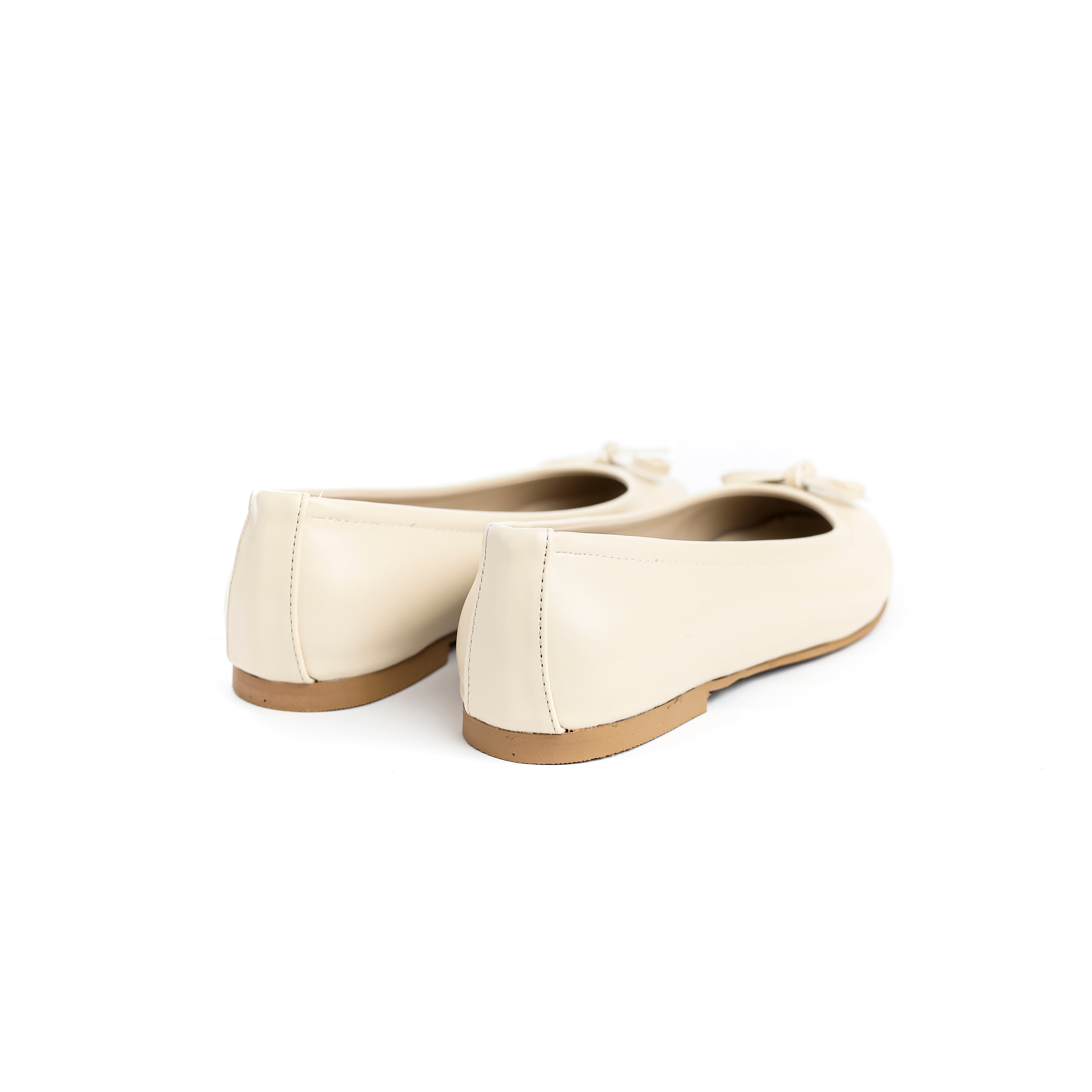 Whisper Bow Flats Off white