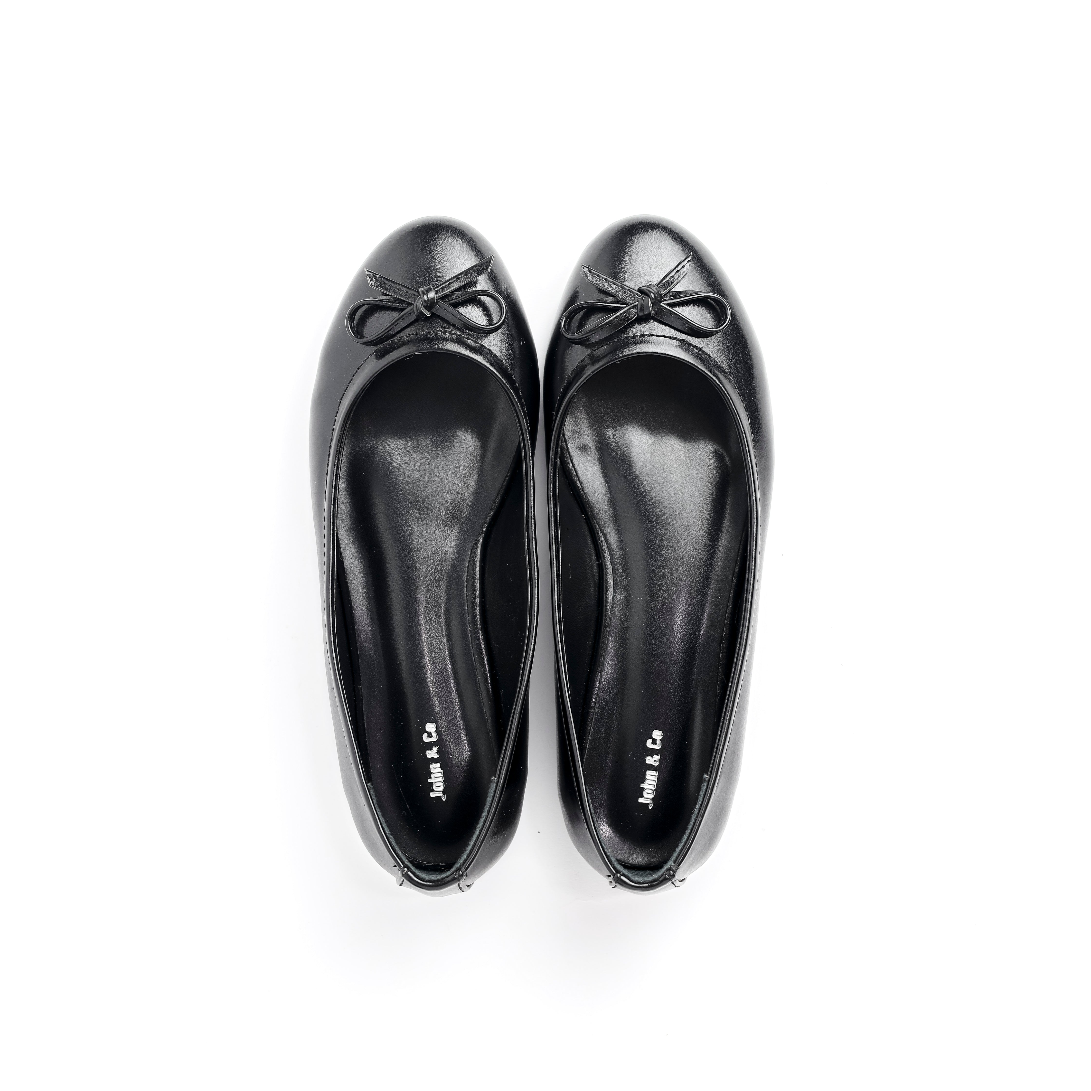 Whisper Bow Flats Black