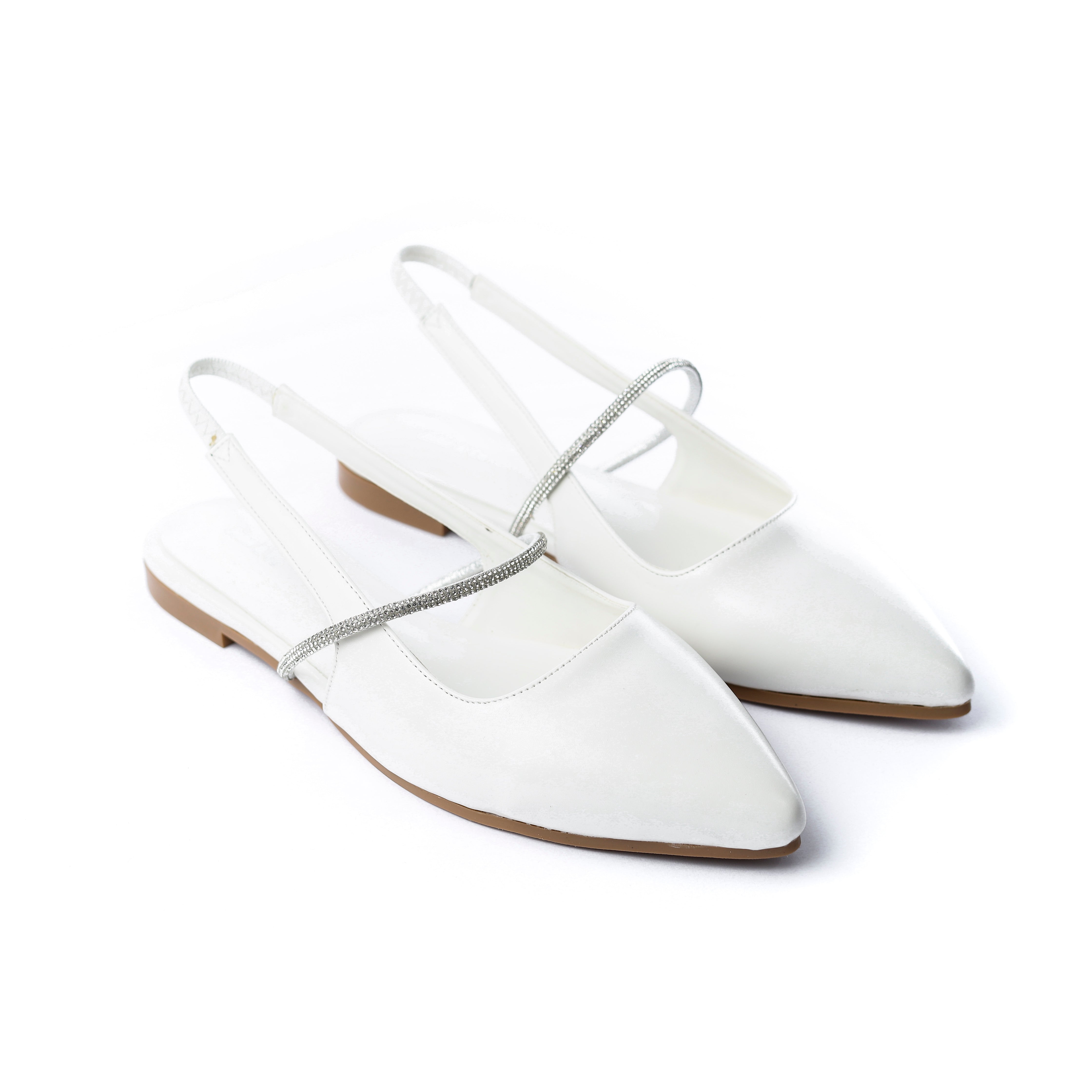 Noir Luxe Flats. White