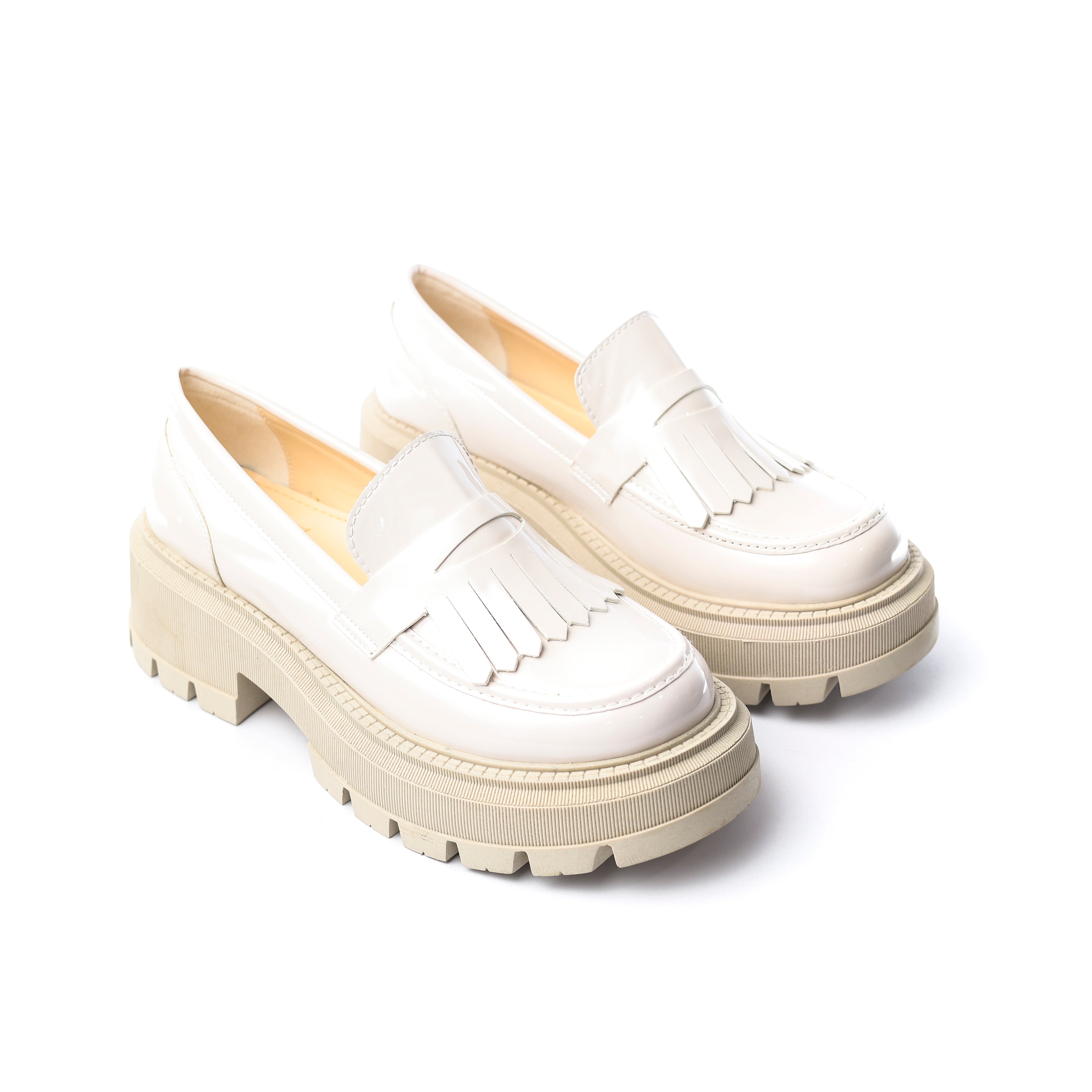 Onyx Shine Loafers 'Off white"