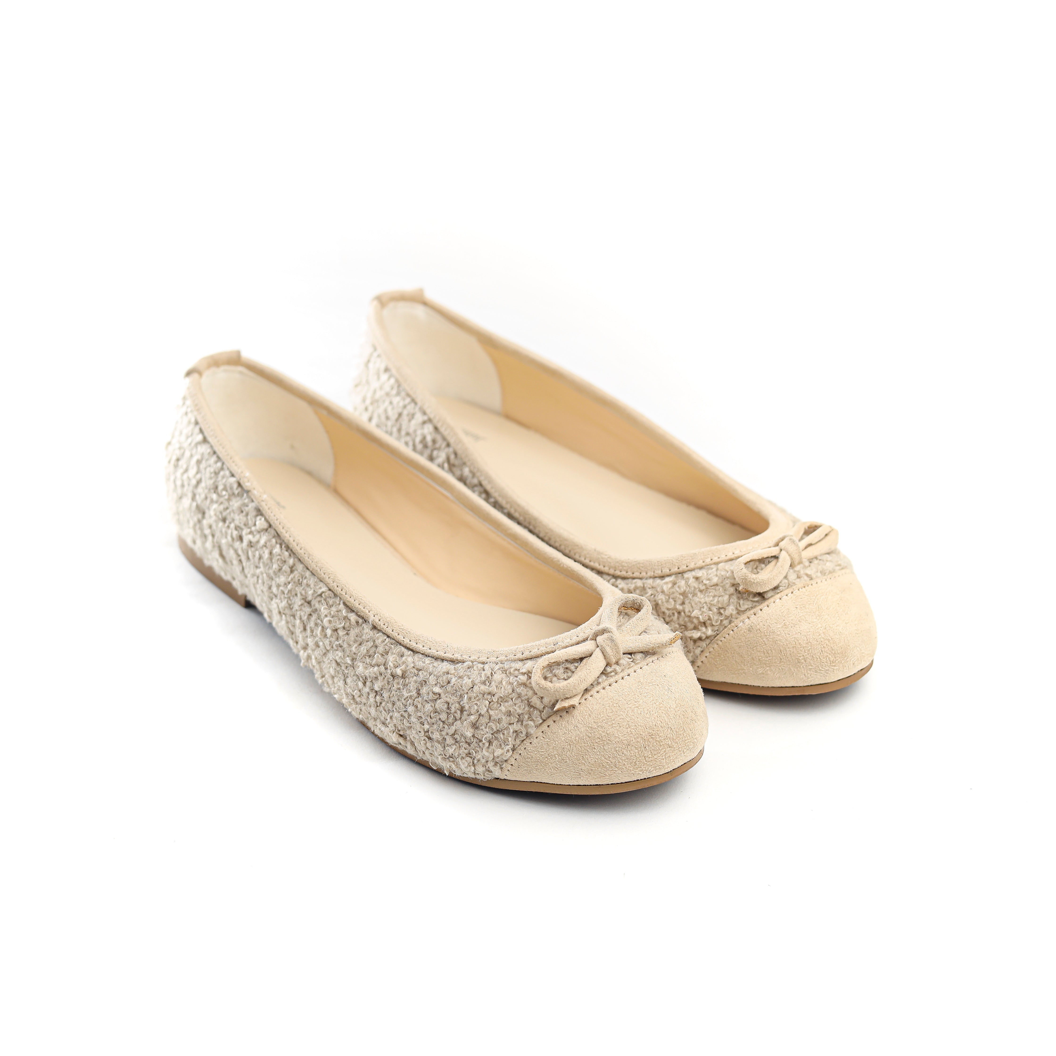 Neutral Fleece Flat Beige