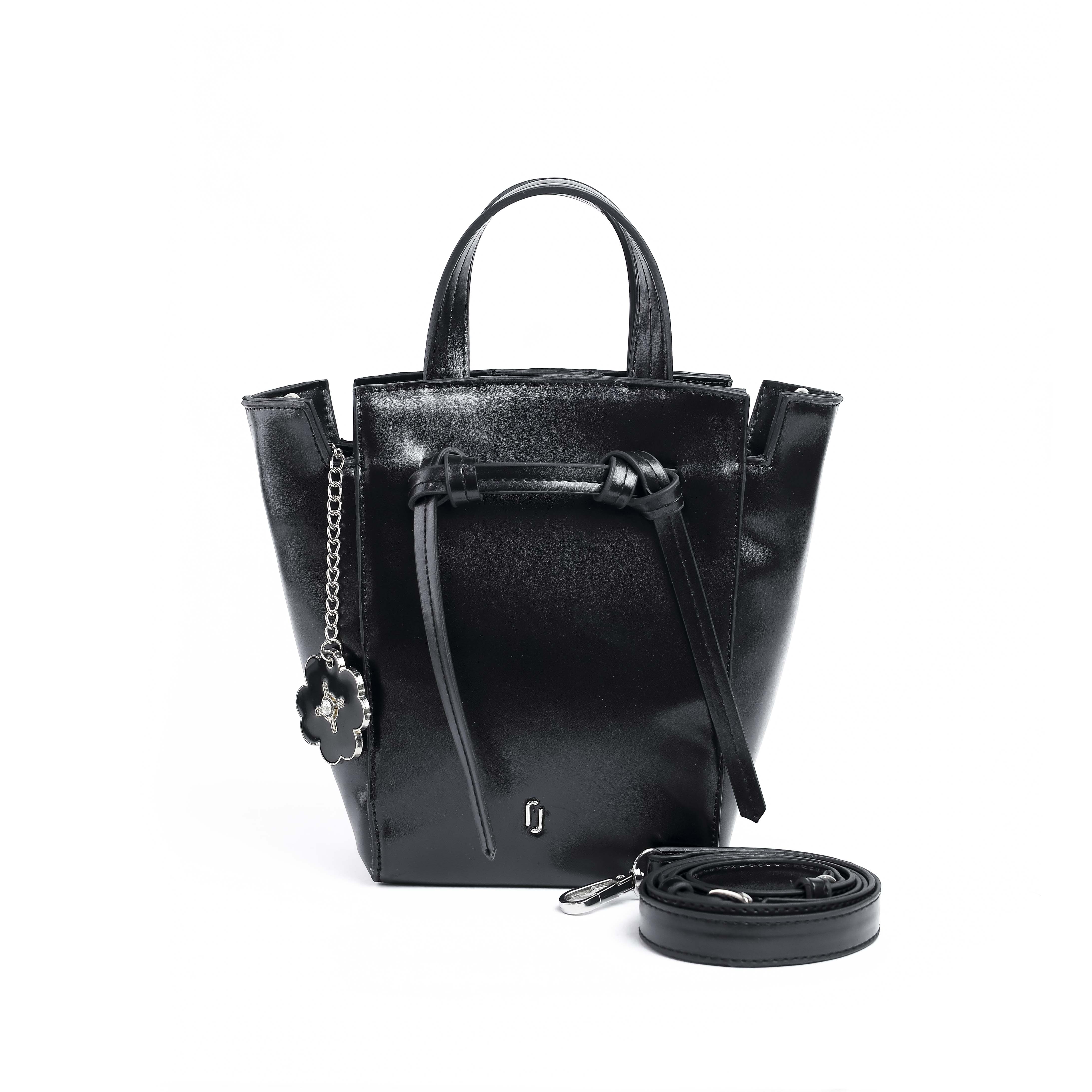 The Manon Black