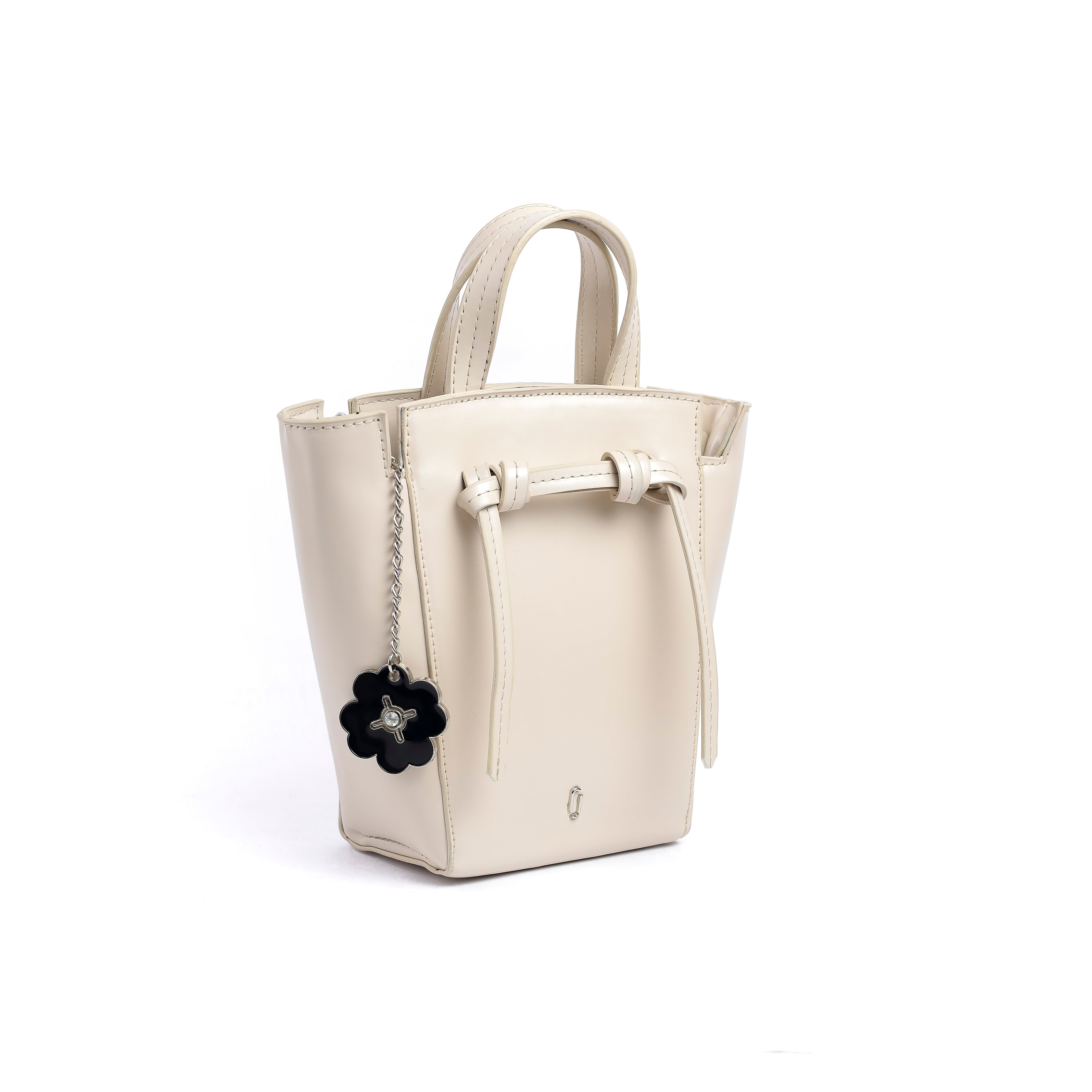 The Manon Beige