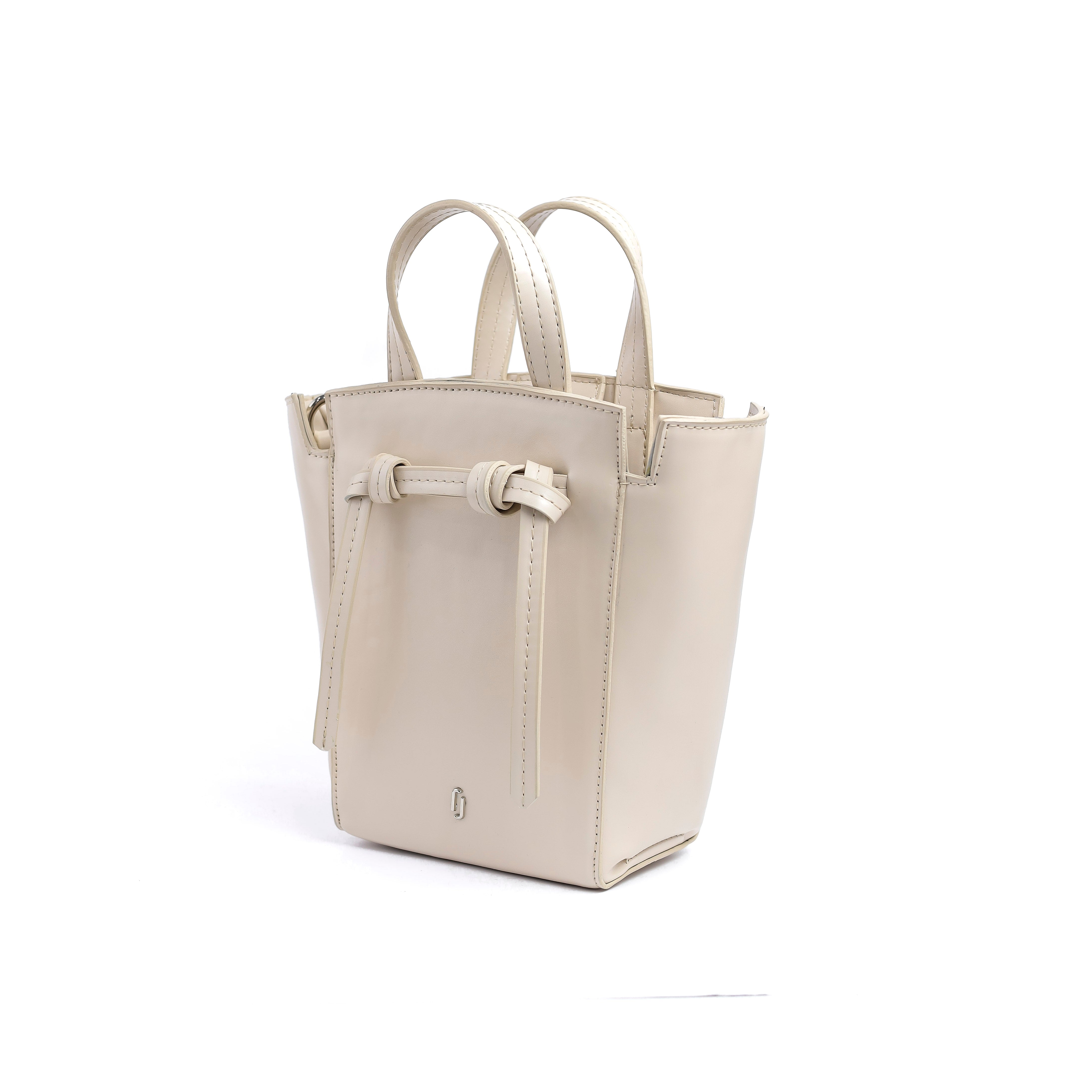 The Manon Beige