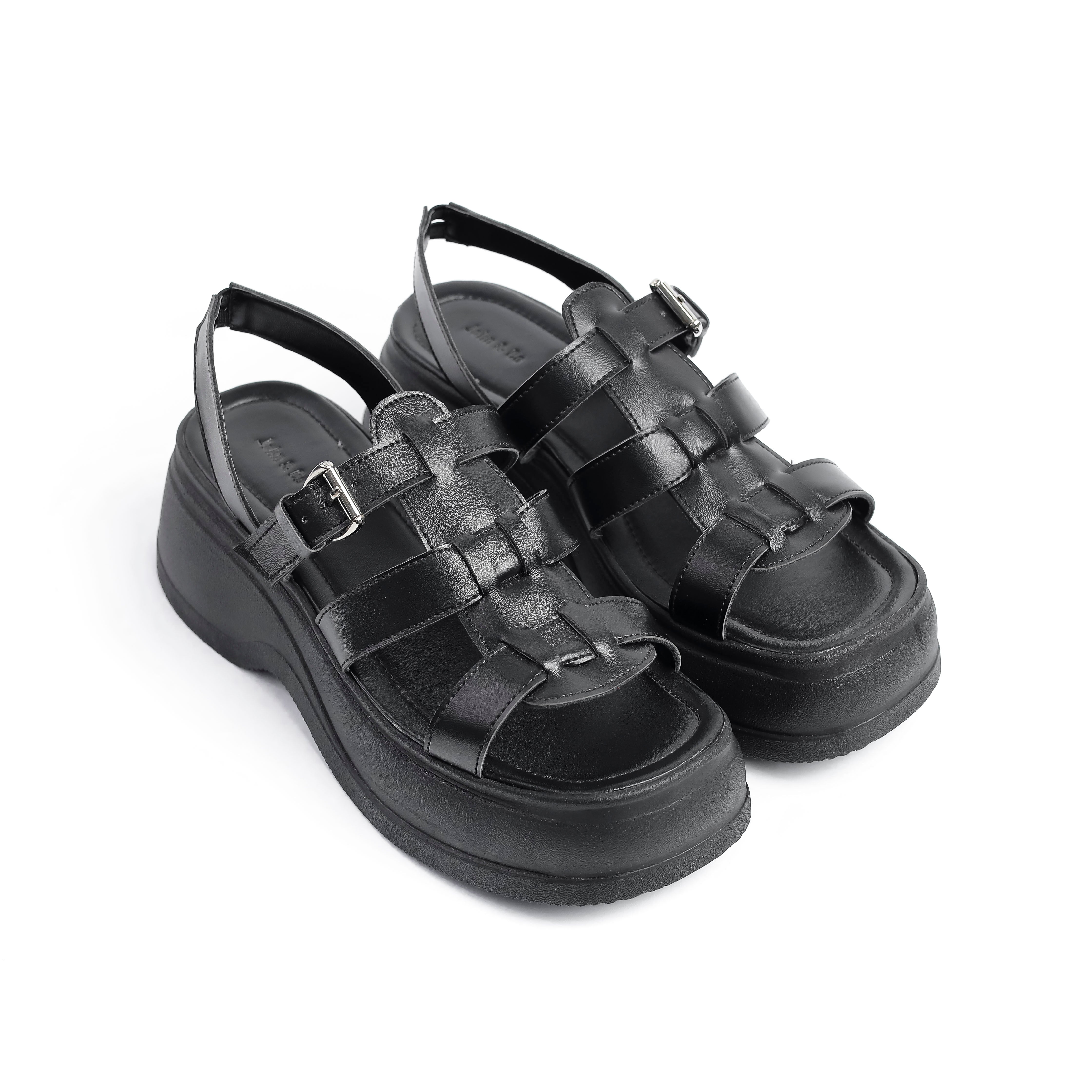 Zari Black